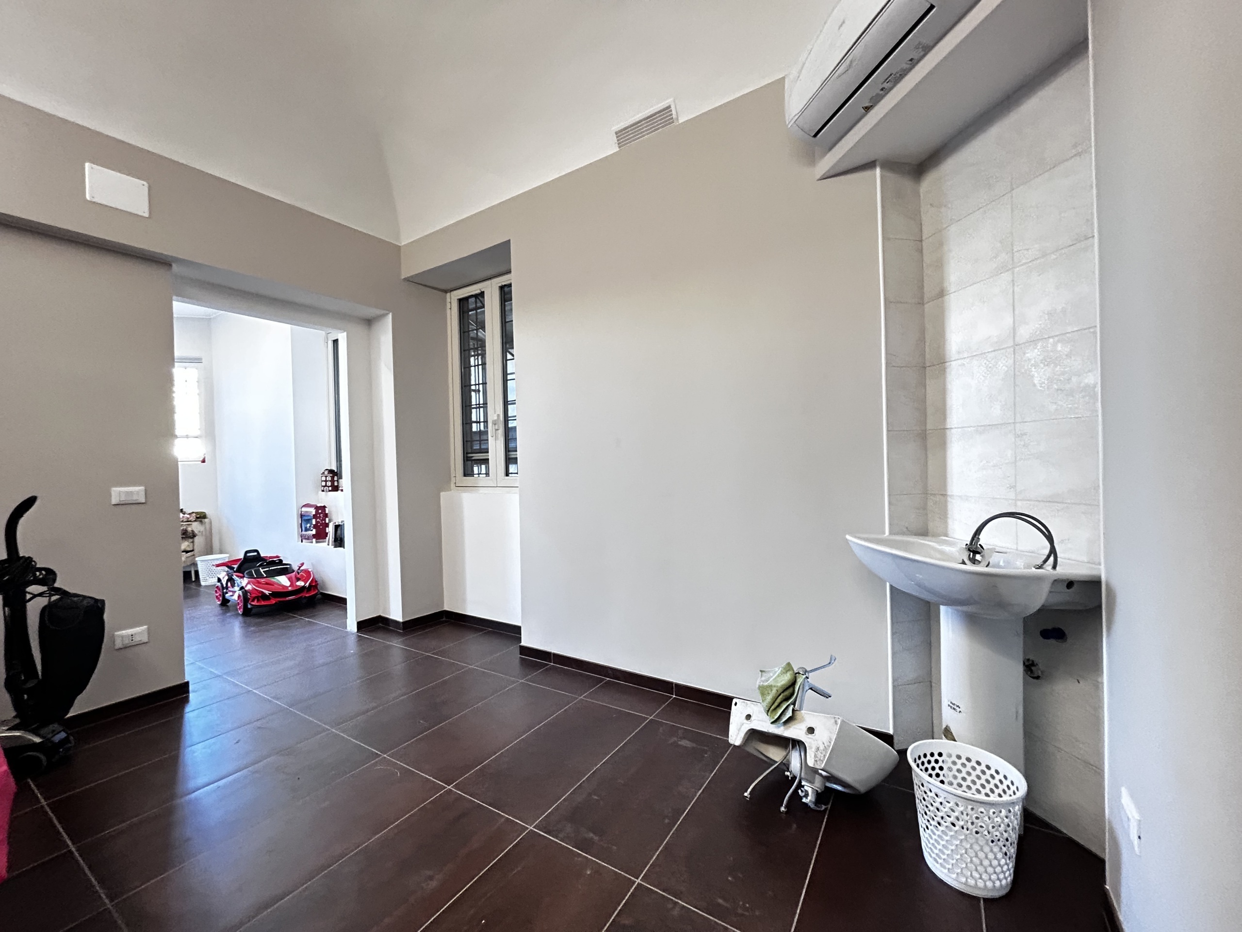 Locale commerciale ristrutturata a Francavilla al Mare