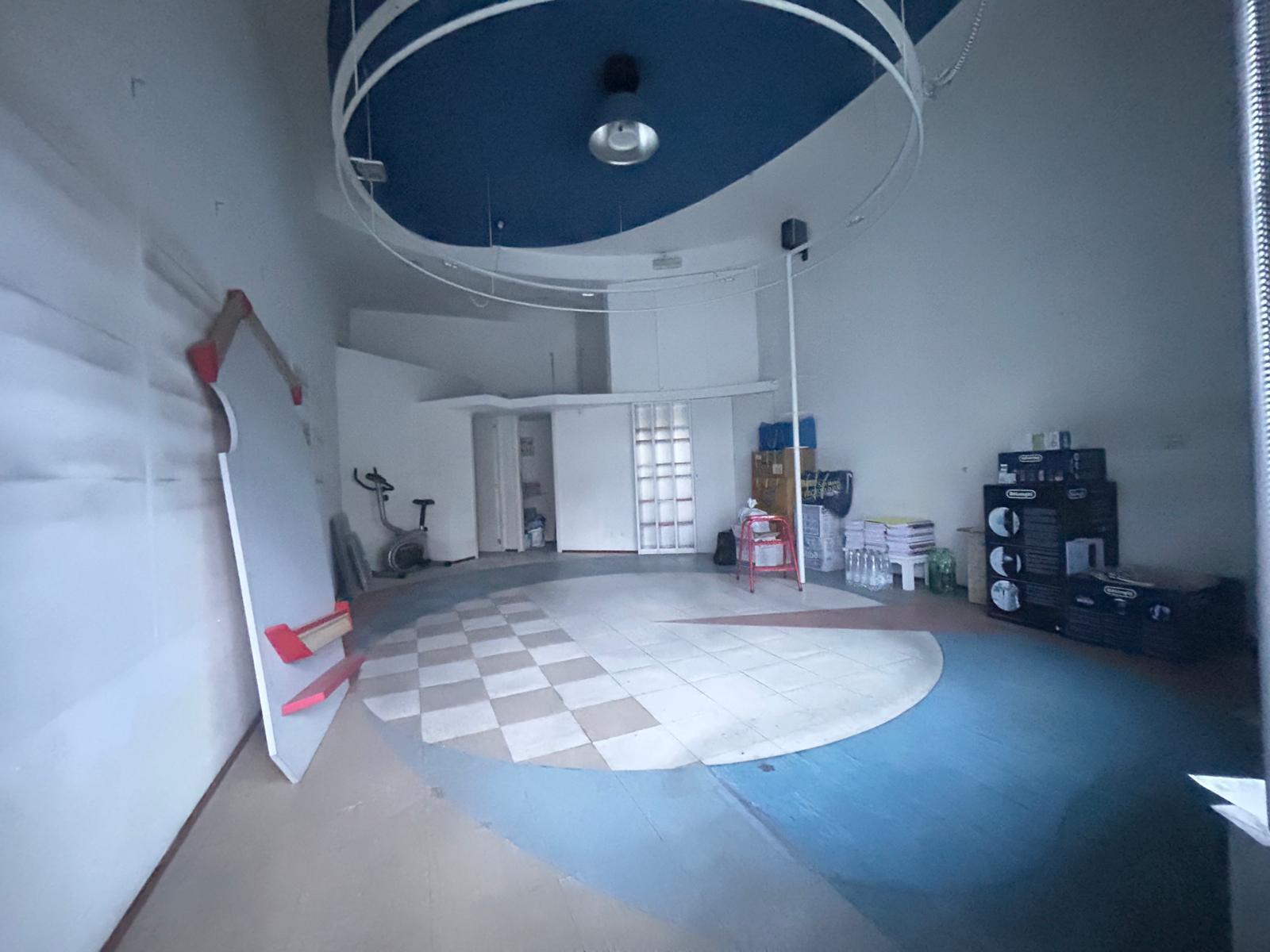 Locale commerciale in affitto a Francavilla al Mare