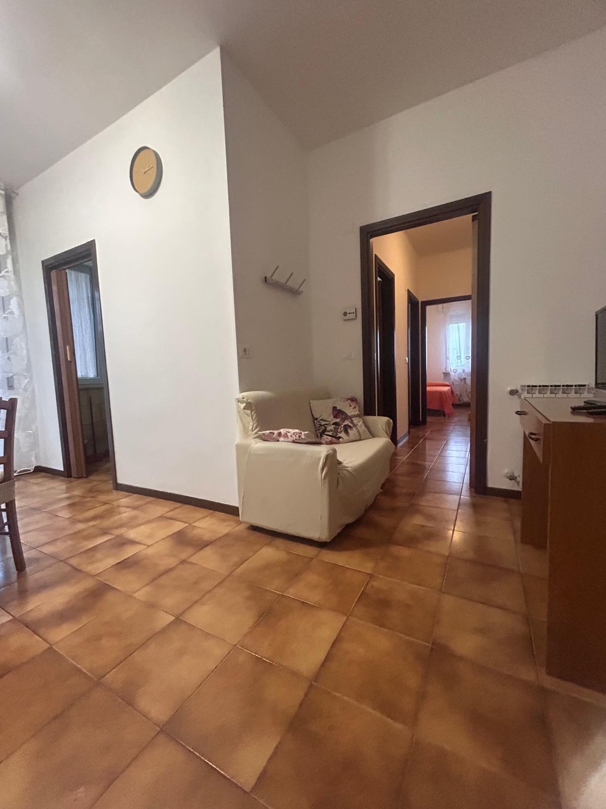 Trilocale con terrazzo in viale maiella 23/a, Francavilla al Mare