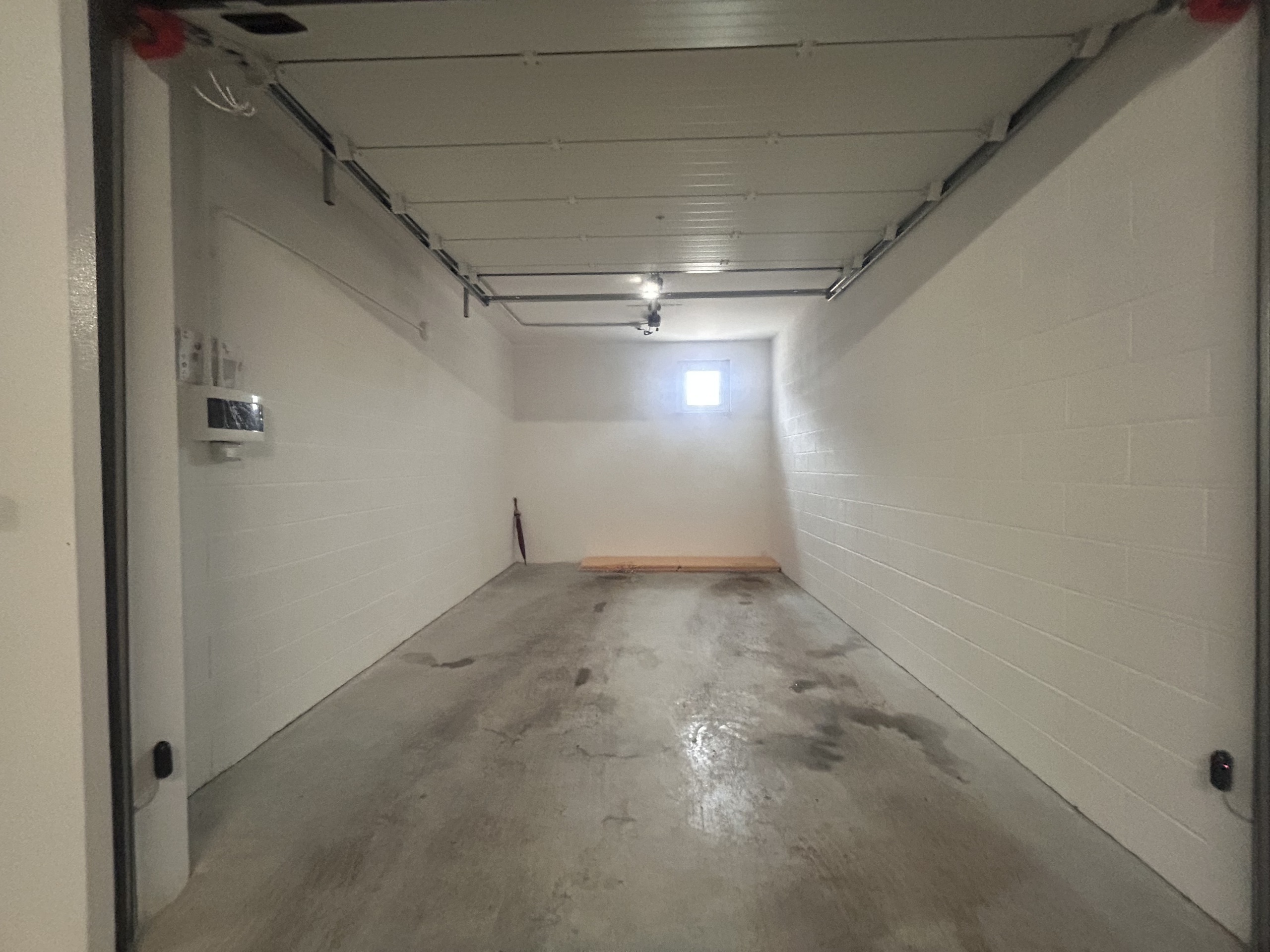 Posto auto coperto nuovo in via adriatica sud, Pescara