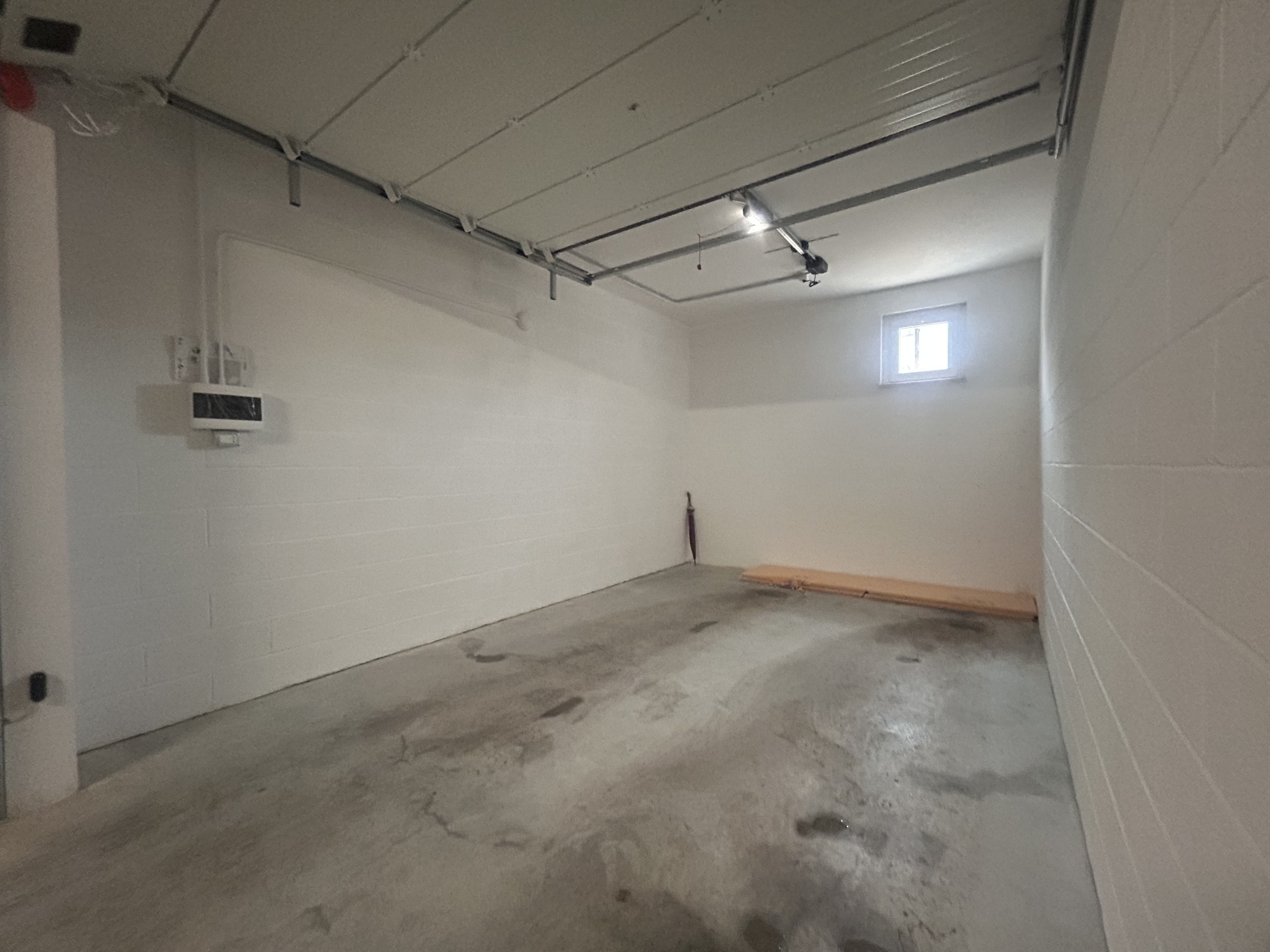 Posto auto coperto nuovo in via adriatica sud, Pescara