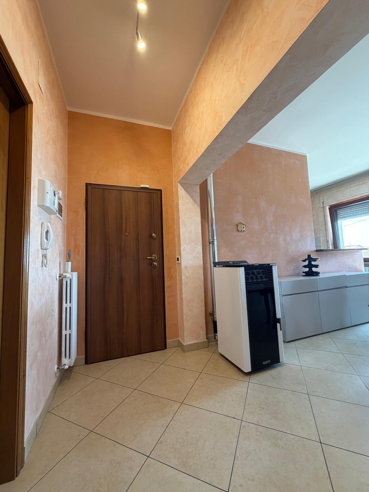 Appartamento con terrazzo in viale maiella 23/a, Francavilla al Mare