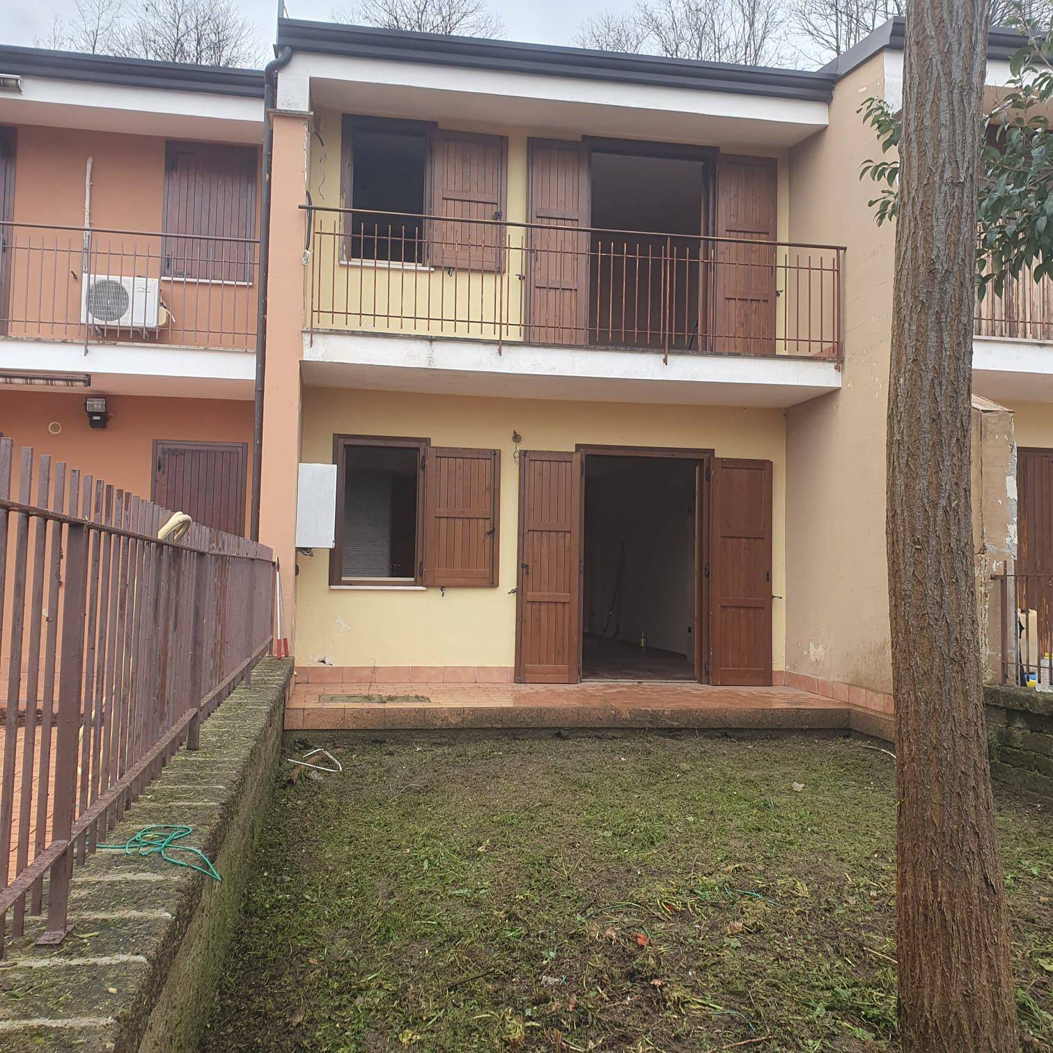 Villette a schiera in vendita a Galluccio, San Clemente