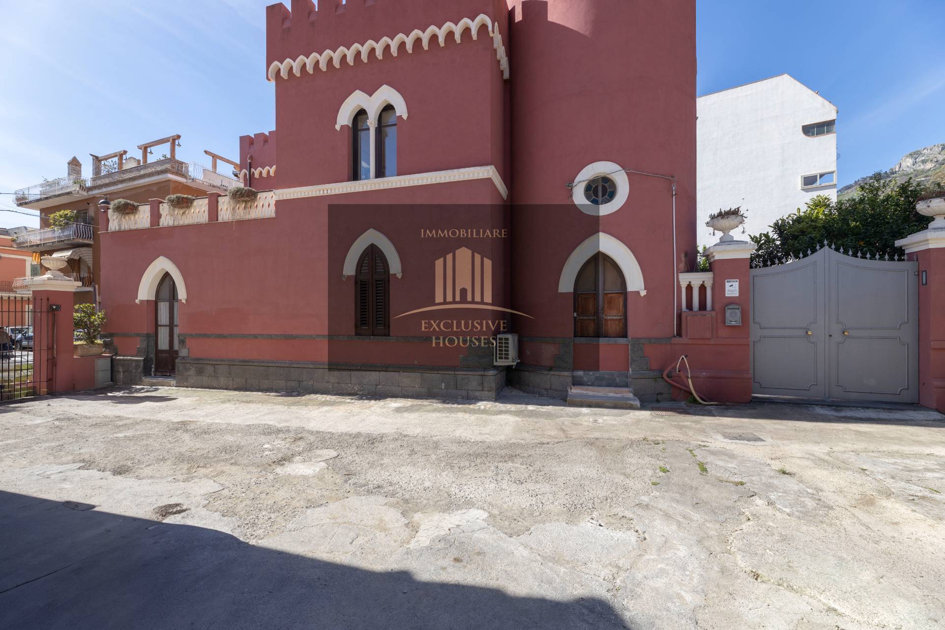 Villa Singola in vendita a Letojanni