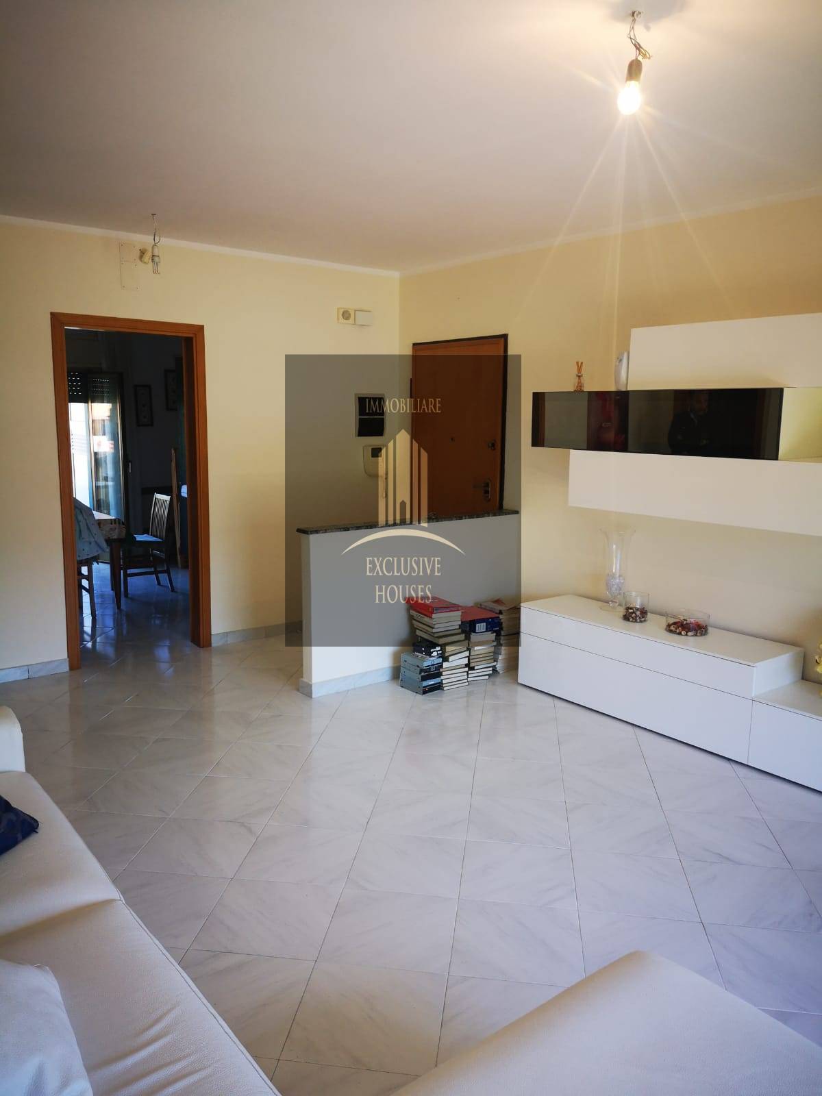 Appartamento in vendita a Messina, Viale Giostra