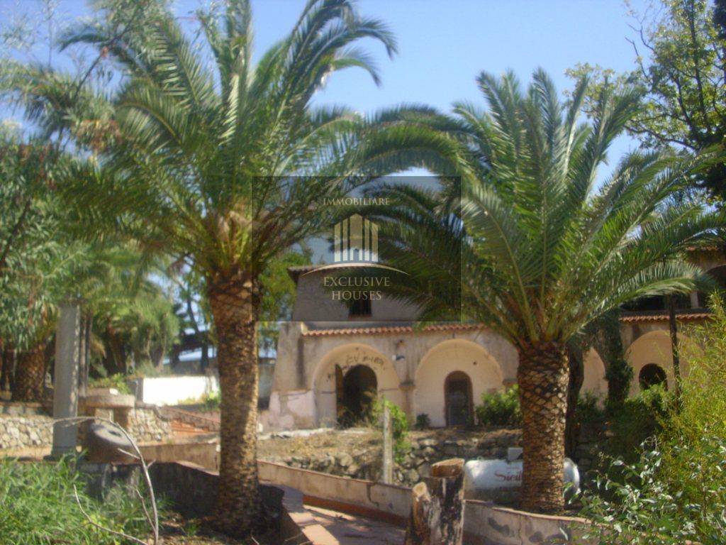 Villa Singola in vendita a Taormina, Trappitello