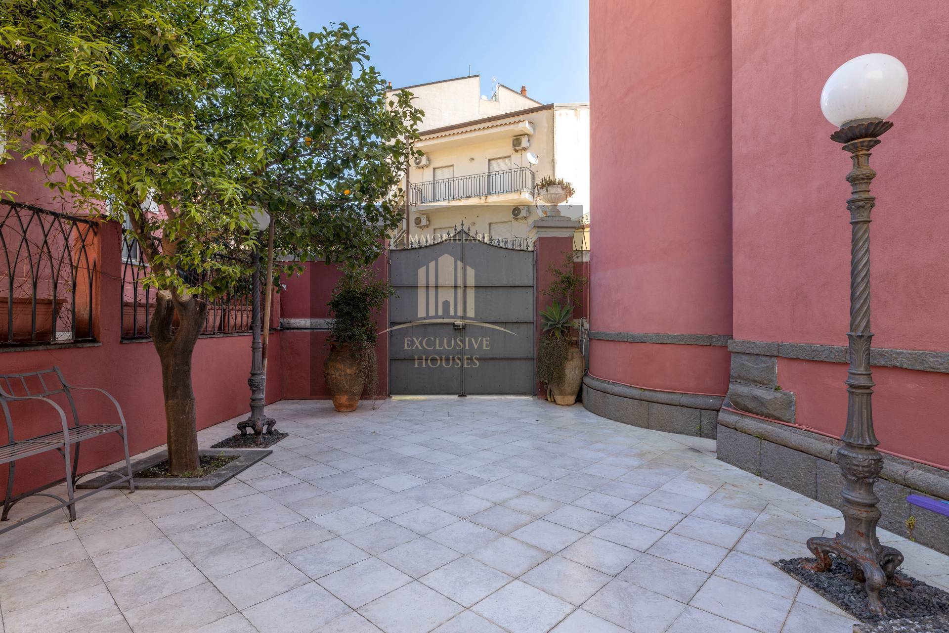 Villa Singola in affitto a Letojanni