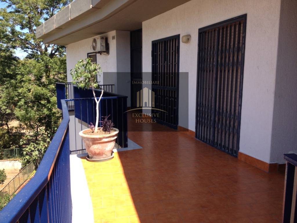 Appartamento in vendita a Giardini-Naxos