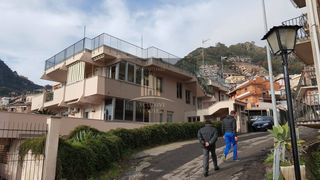 Appartamento in vendita a Taormina, Centro