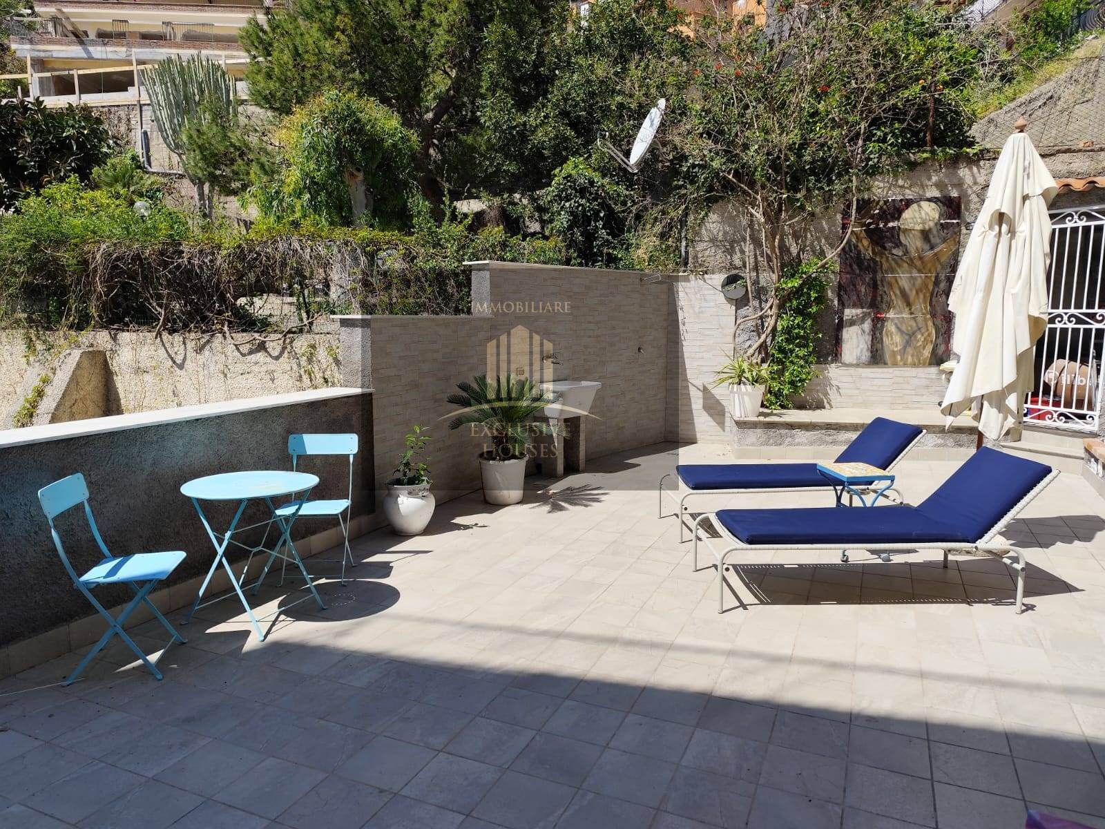 Appartamento in vendita a Taormina, Centro