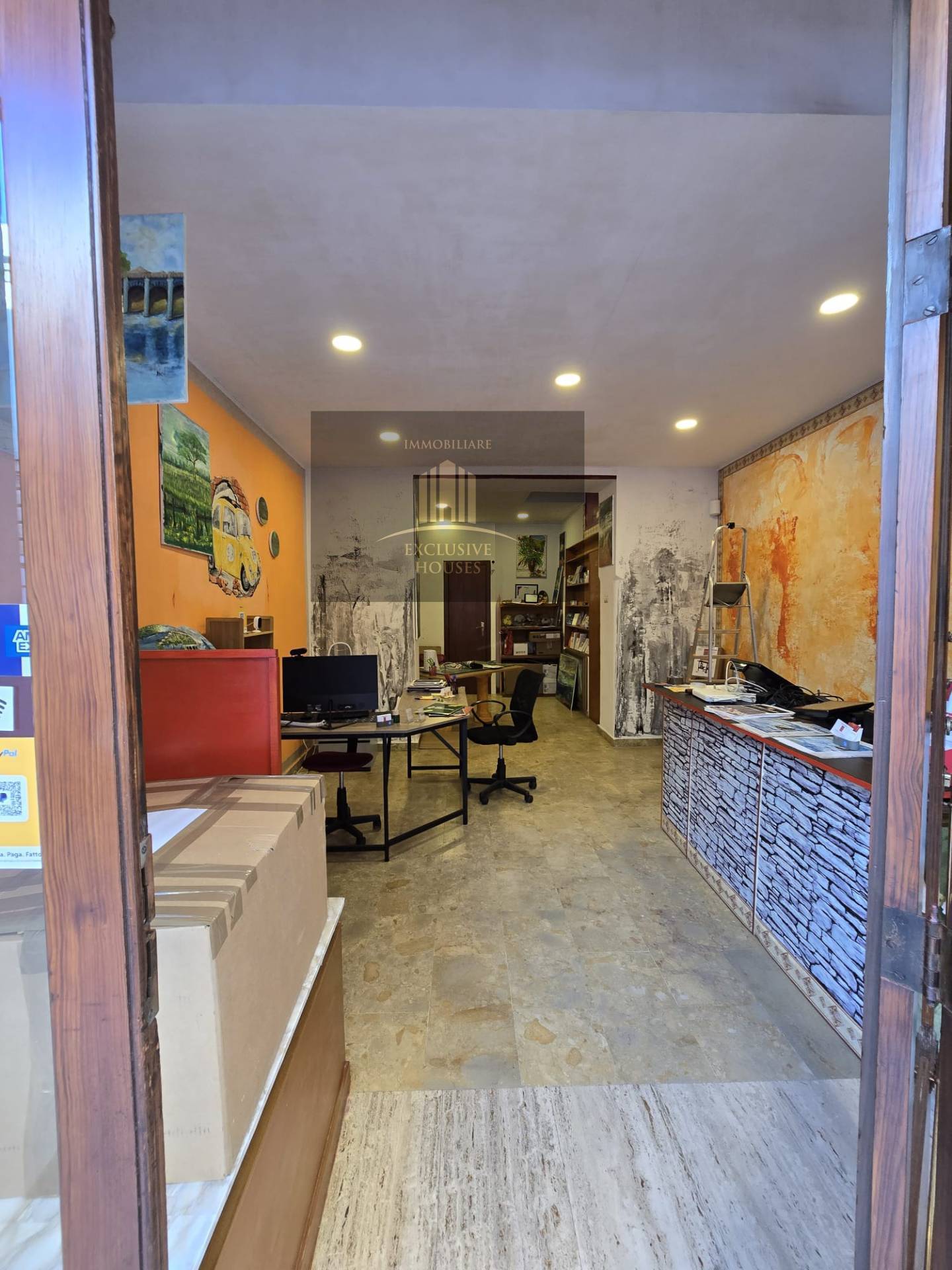 Negozio in affitto a Messina, Centro