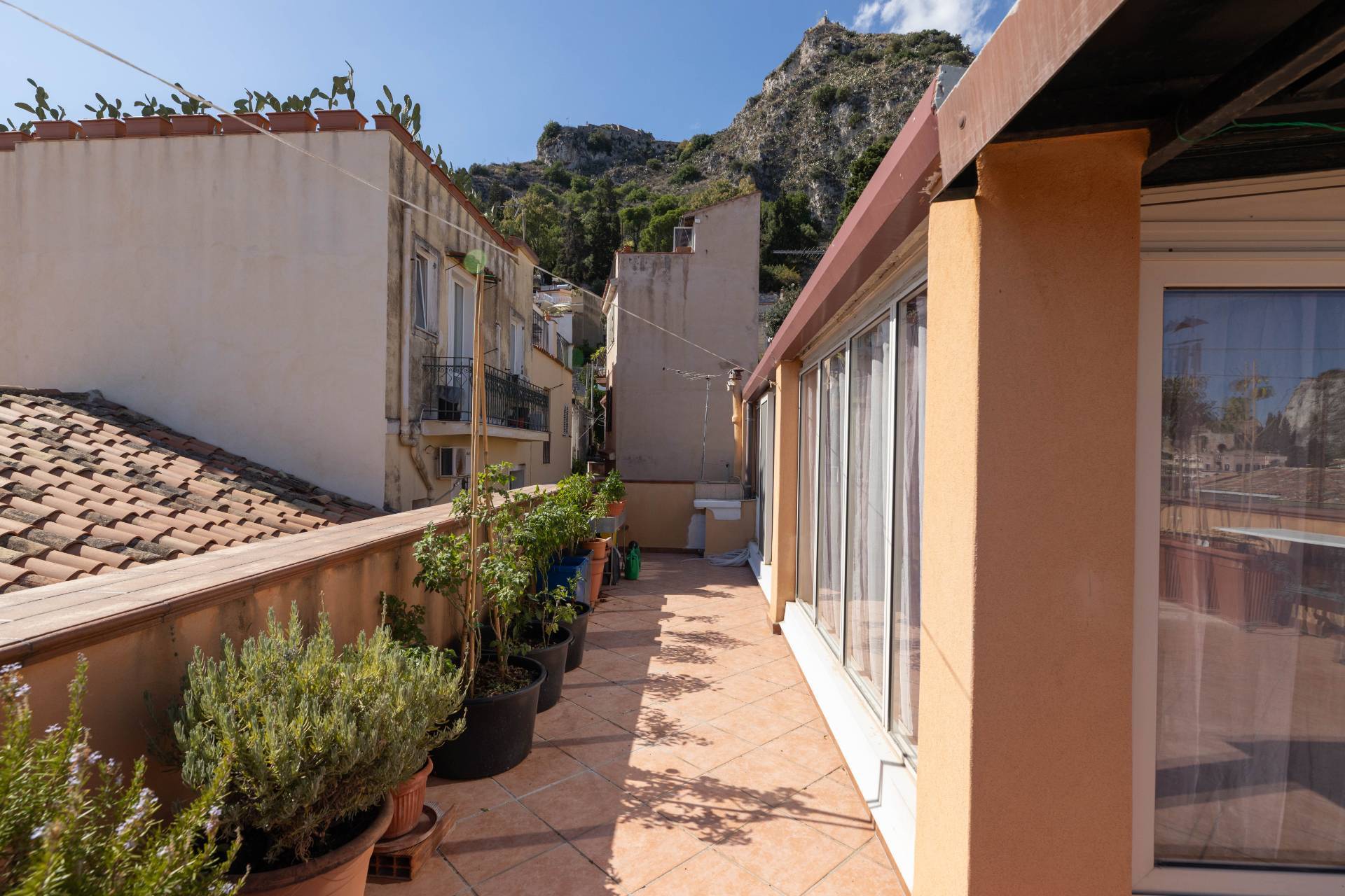 Palazzina/Stabile in vendita a Taormina, Centro