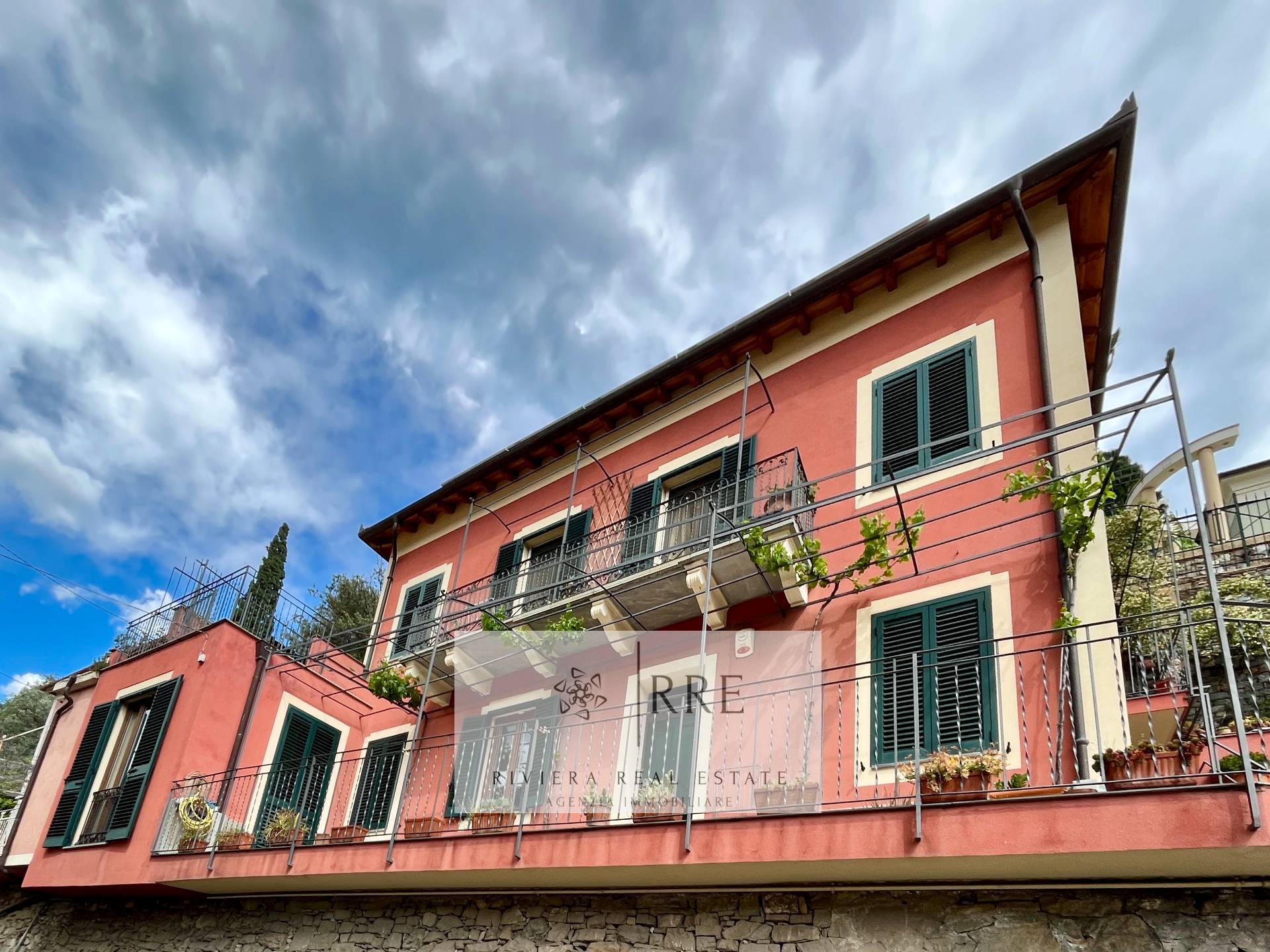 Villetta bifamiliare in vendita a Alassio