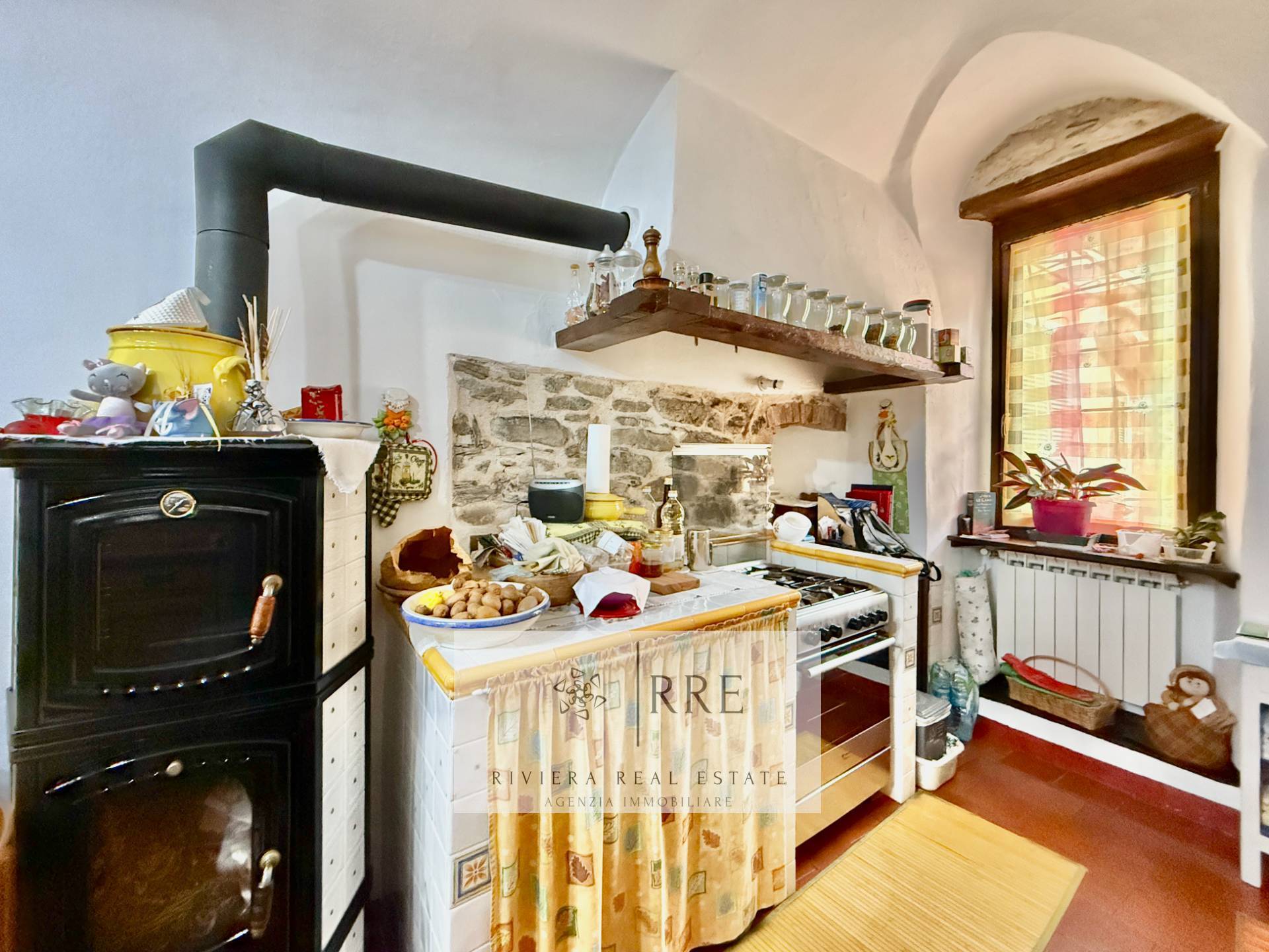 Casa Semindipendente in vendita a Pieve di Teco