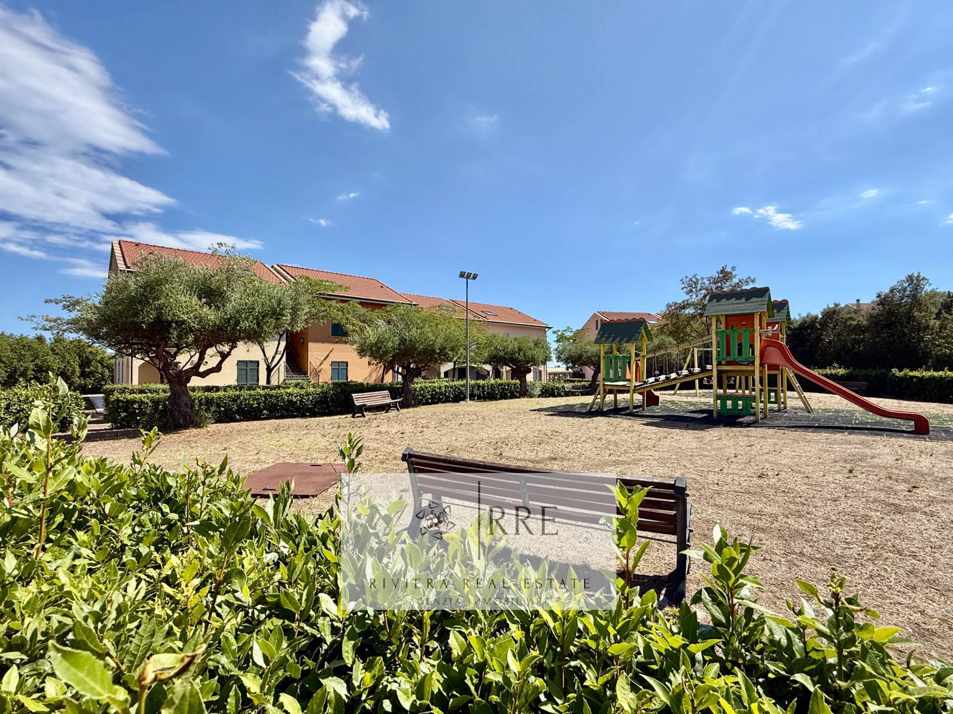 Bilocali Vista Mare in vendita a Castellaro