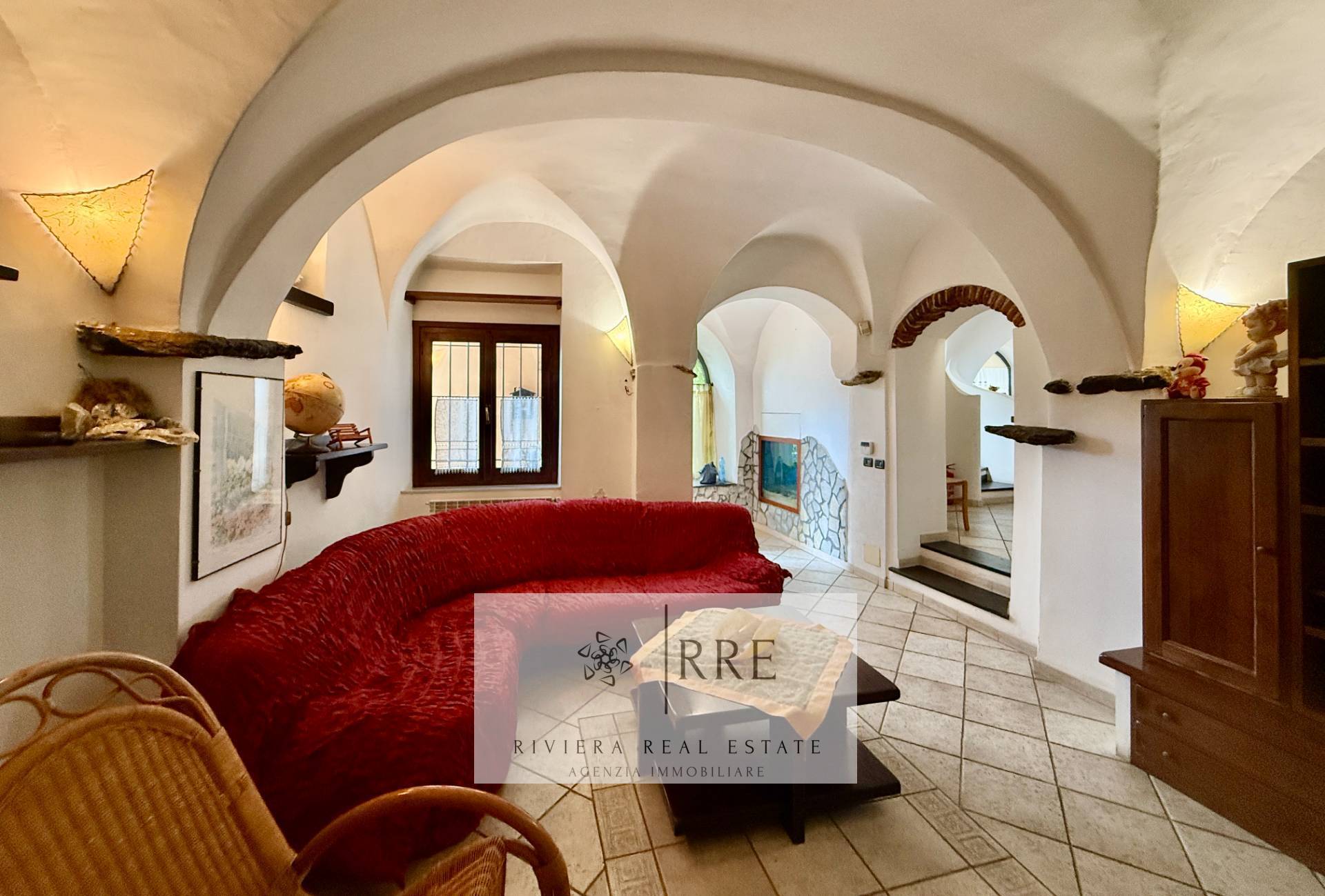 Casa Indipendente in vendita a Vado Ligure