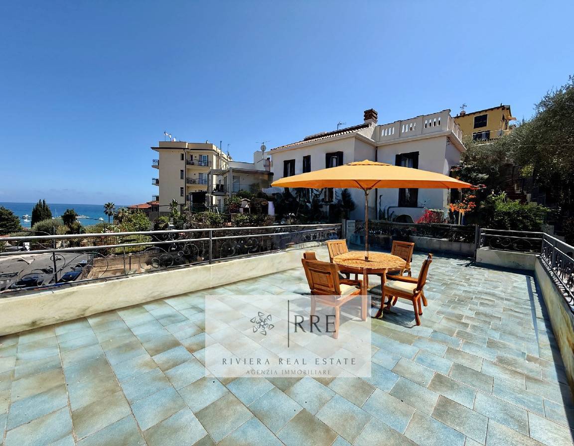 Villa in vendita a Diano Marina