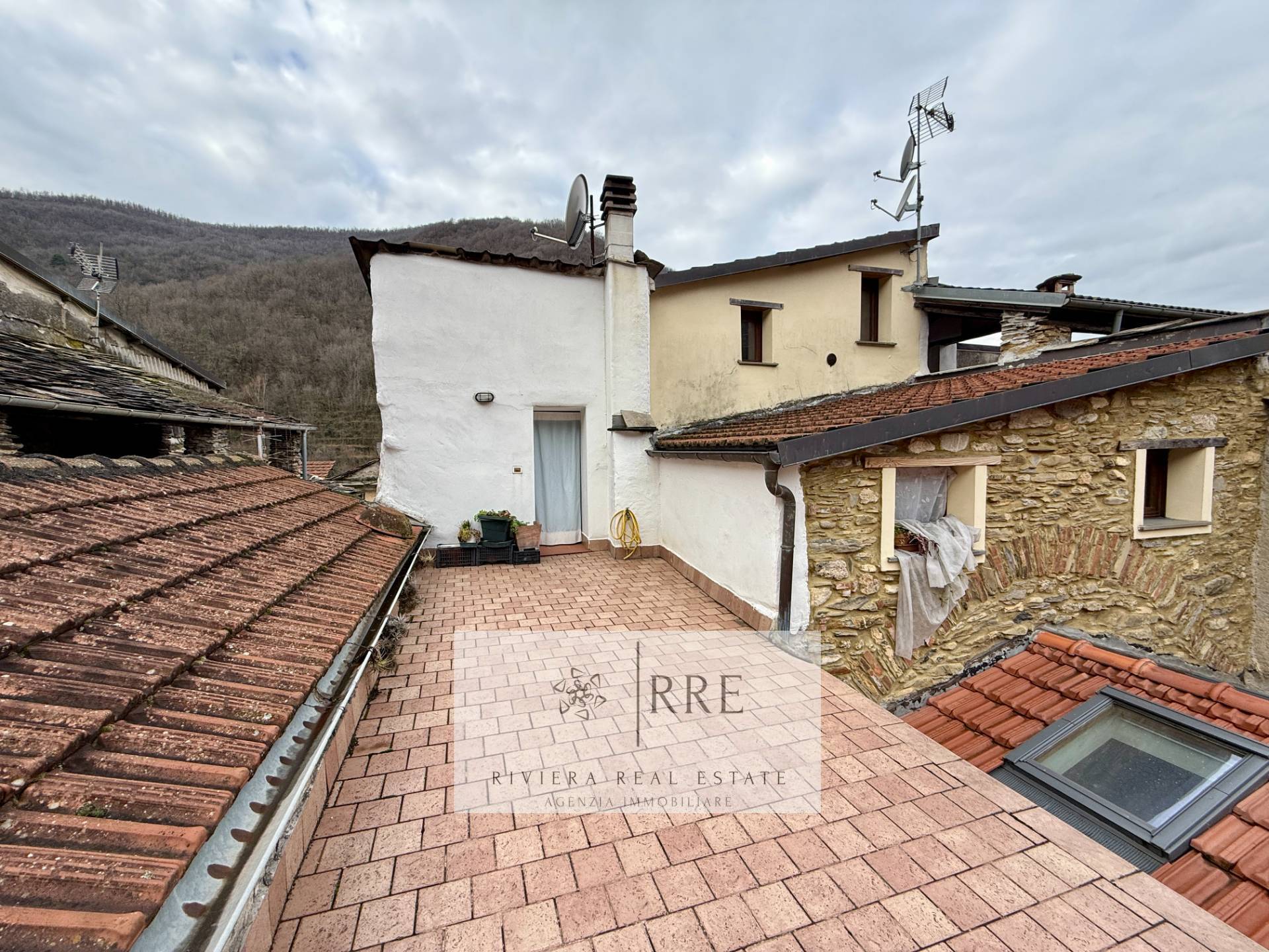 Casa Semindipendente in vendita a Pieve di Teco