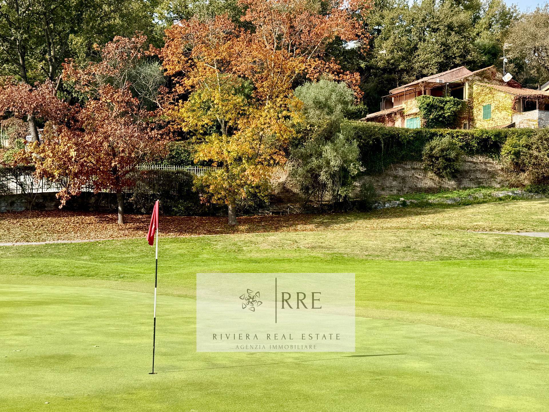 Villa in vendita a Garlenda, zona Golf