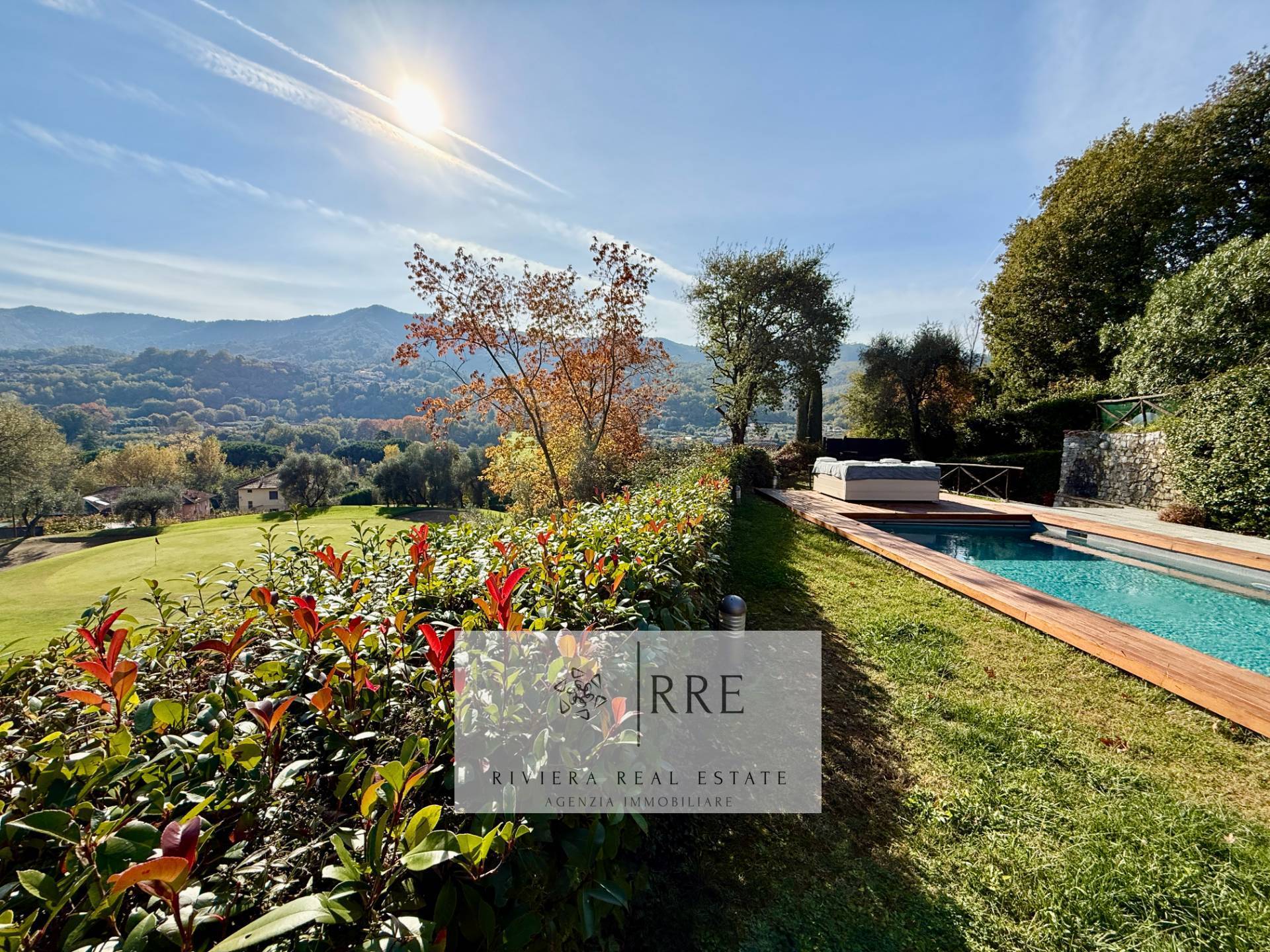 Villa in vendita a Garlenda, zona Golf