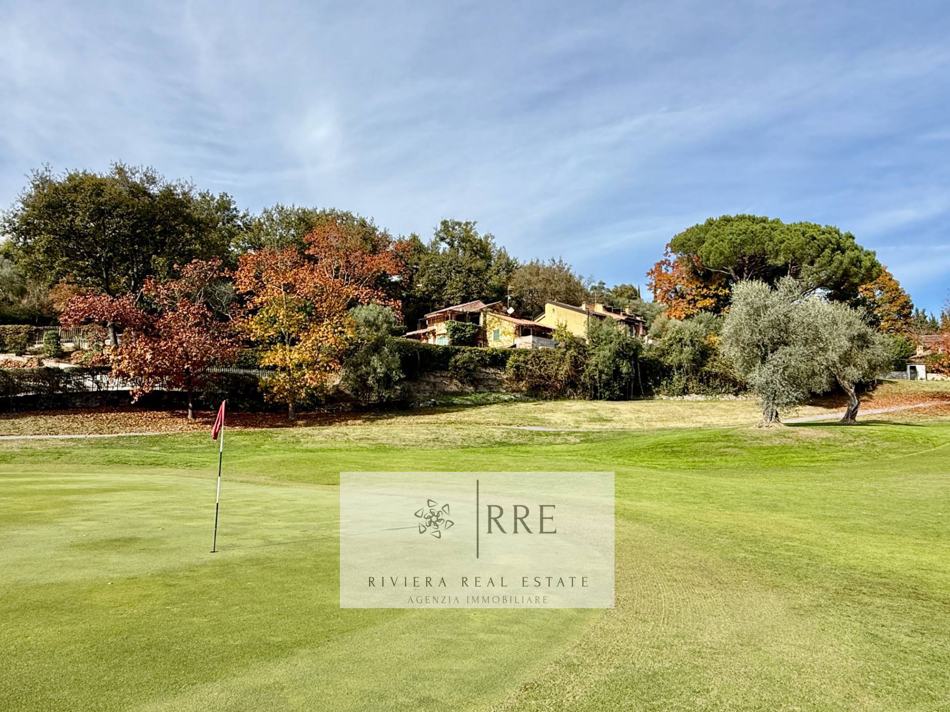 Villa in vendita a Garlenda, zona Golf