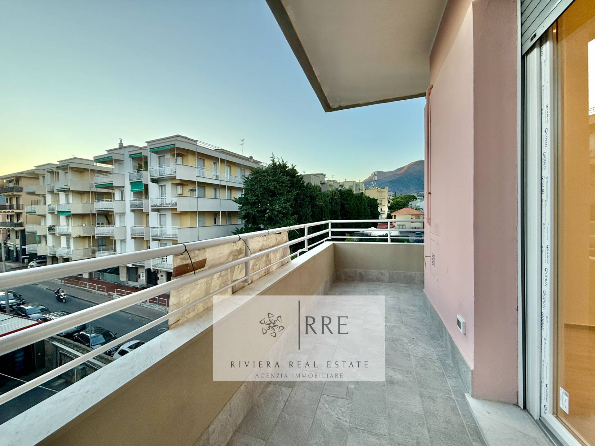 Trilocale in vendita a Loano