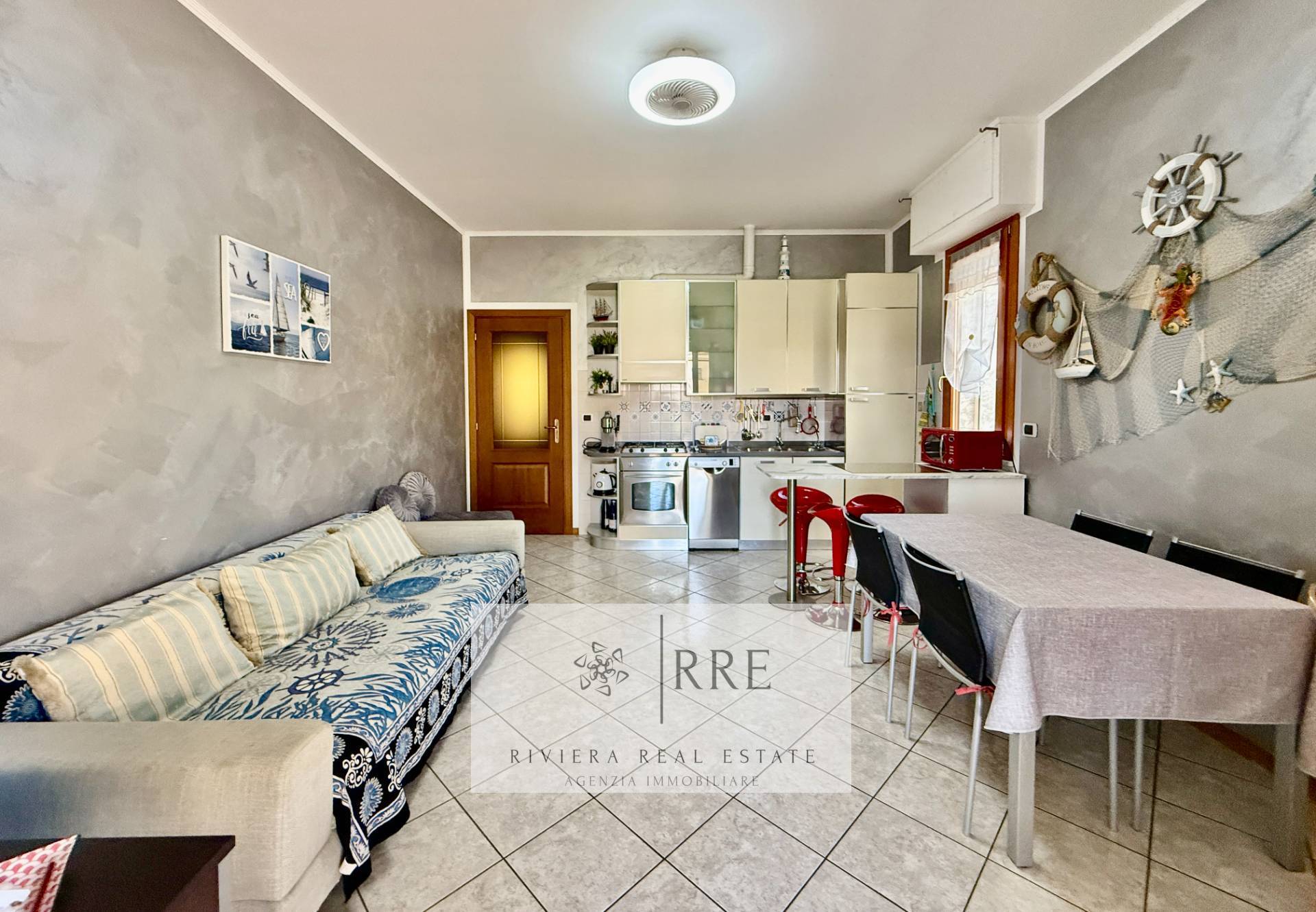 Trilocale in vendita a Loano