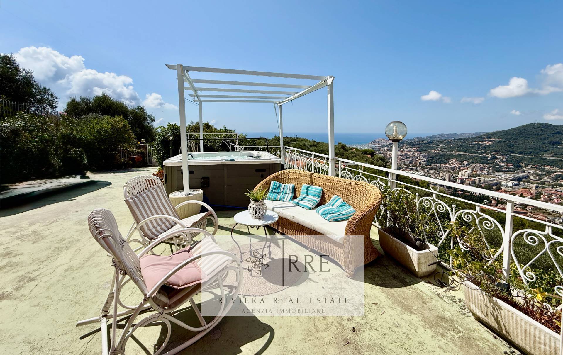 Villa in vendita a Imperia, Oneglia Cascine