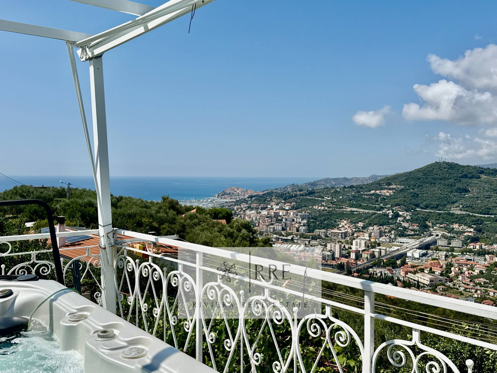 Villa in vendita a Imperia, Oneglia Cascine