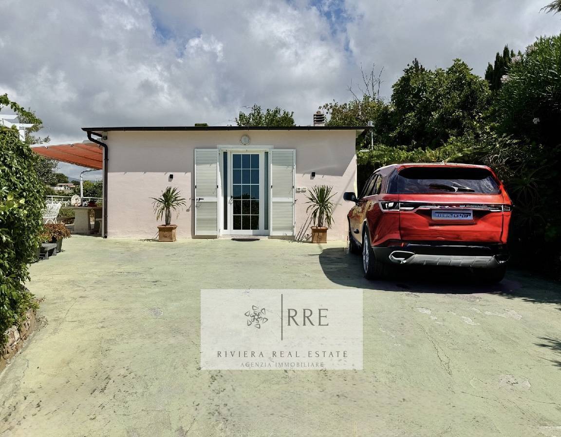 Villa in vendita a Imperia, Oneglia Cascine