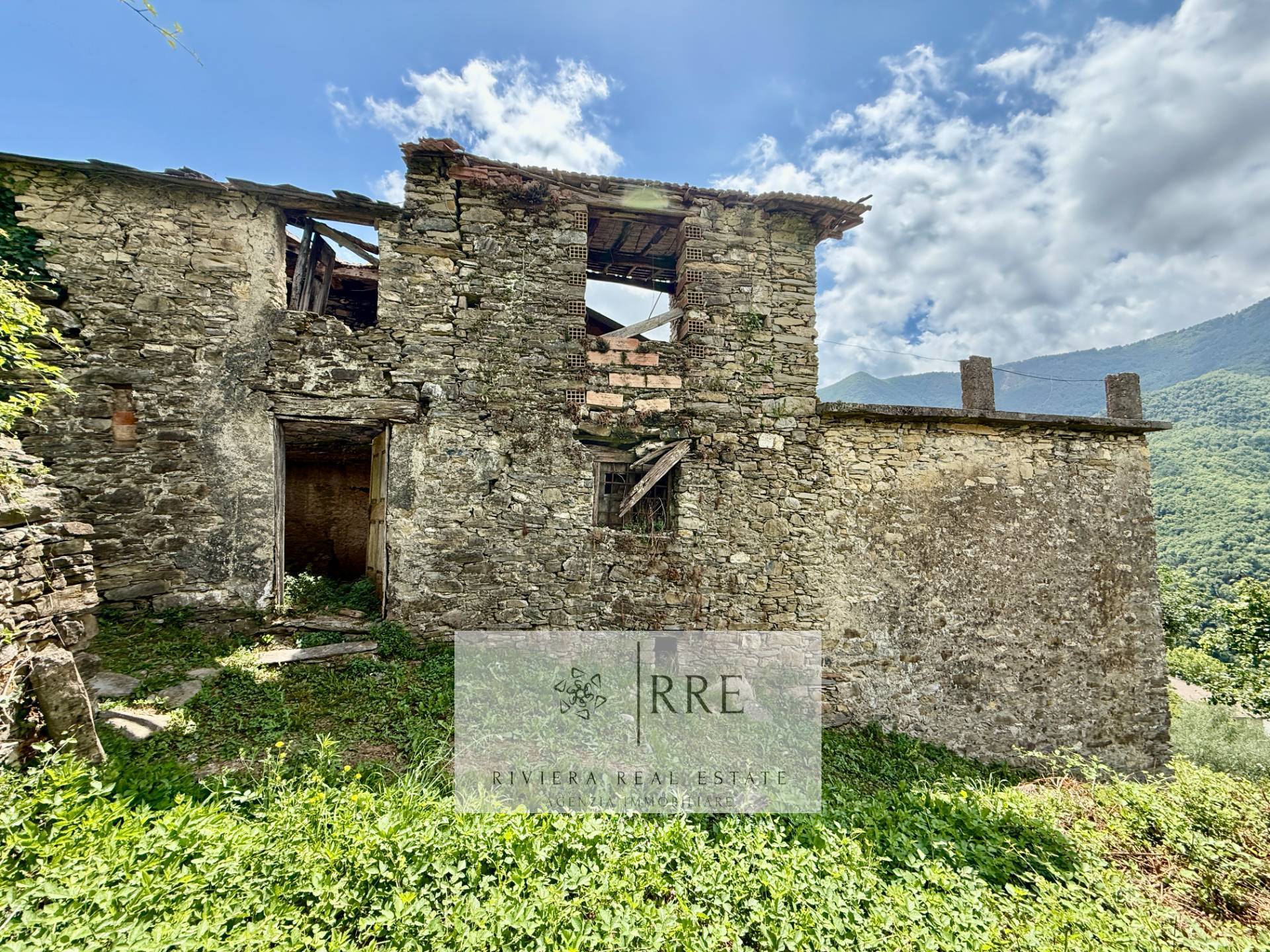 Rustico in vendita a Pieve di Teco, Acquetico