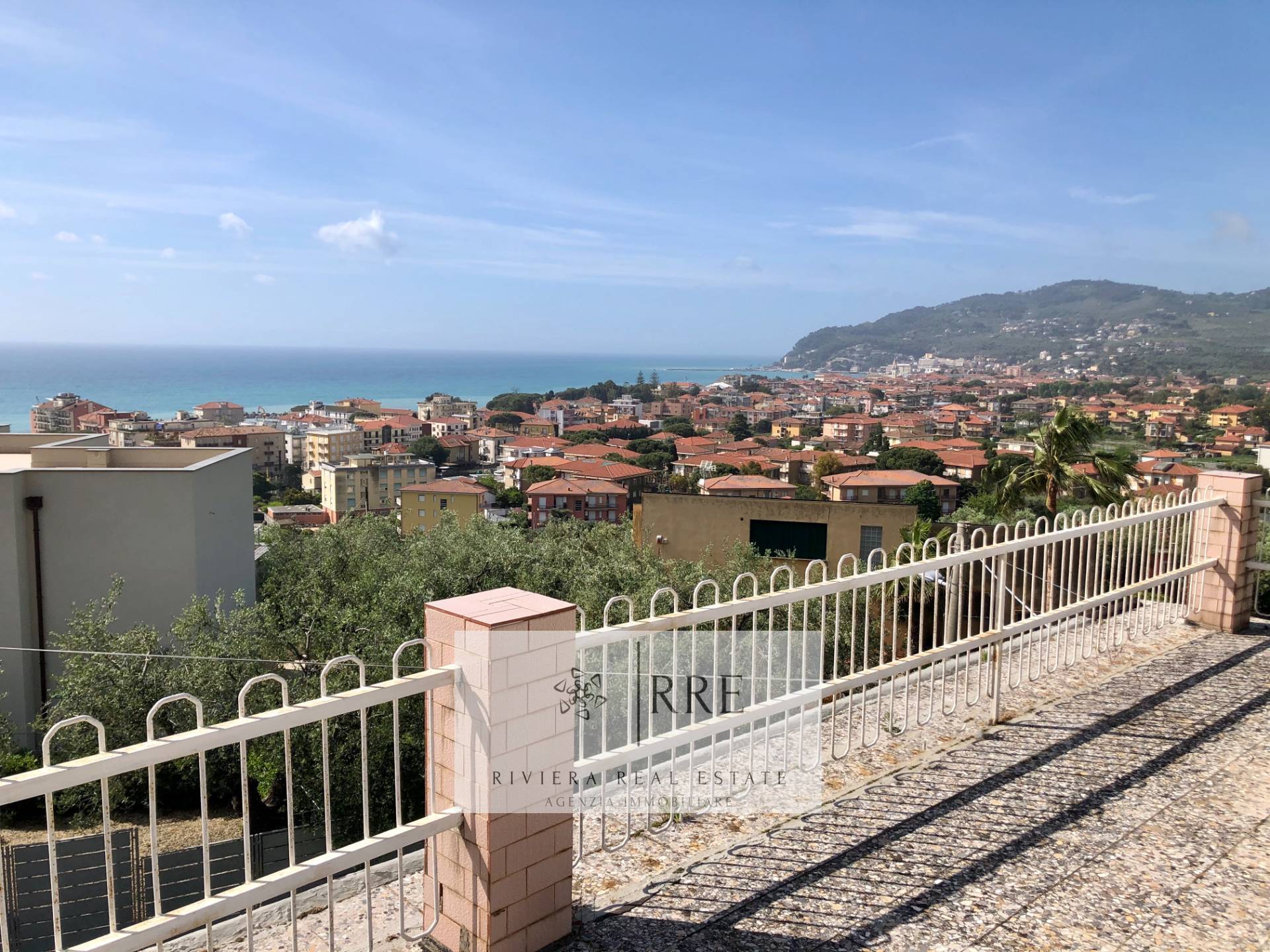 Villa in vendita a Diano Marina