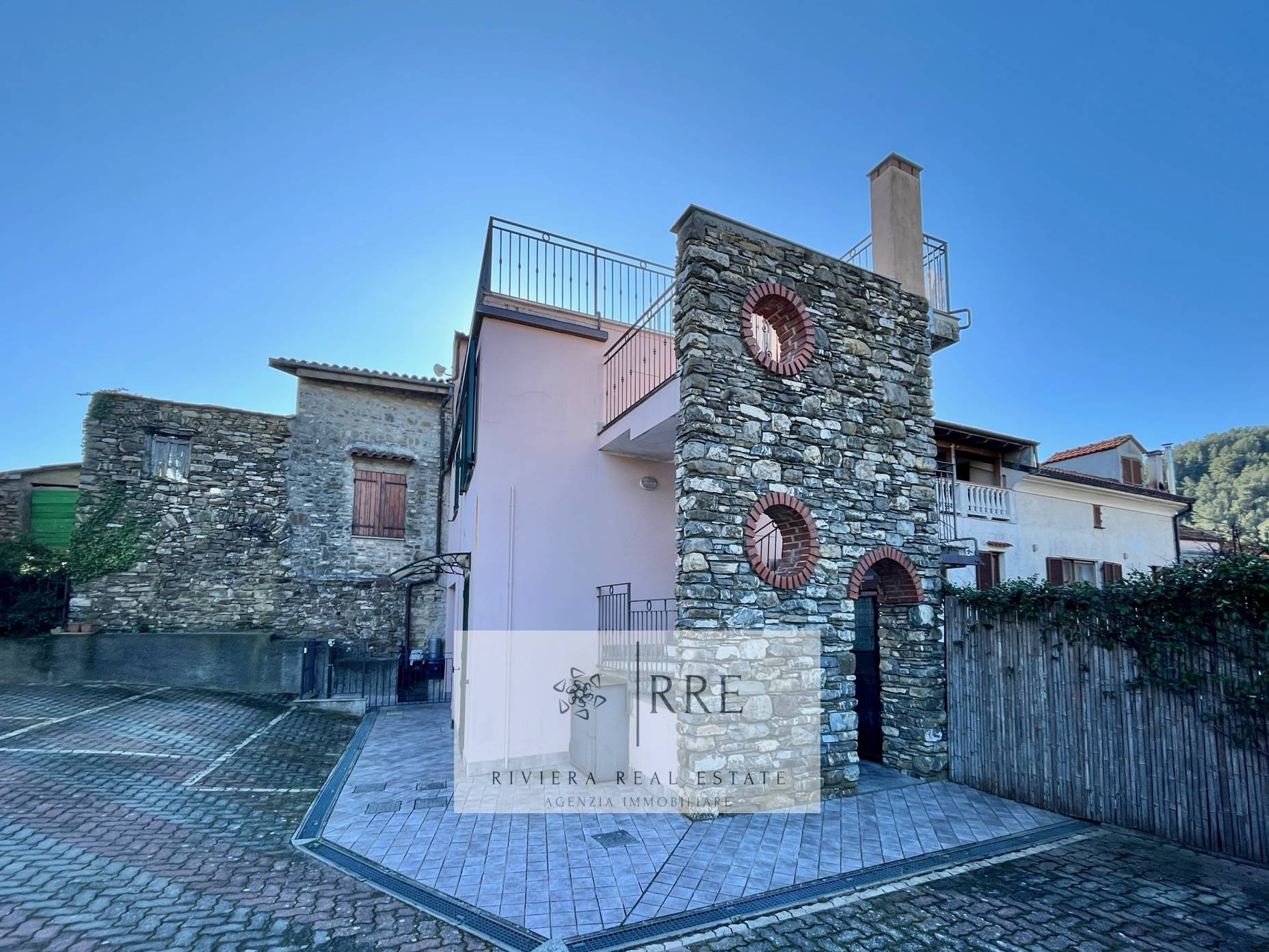 Trilocale in vendita a Andora