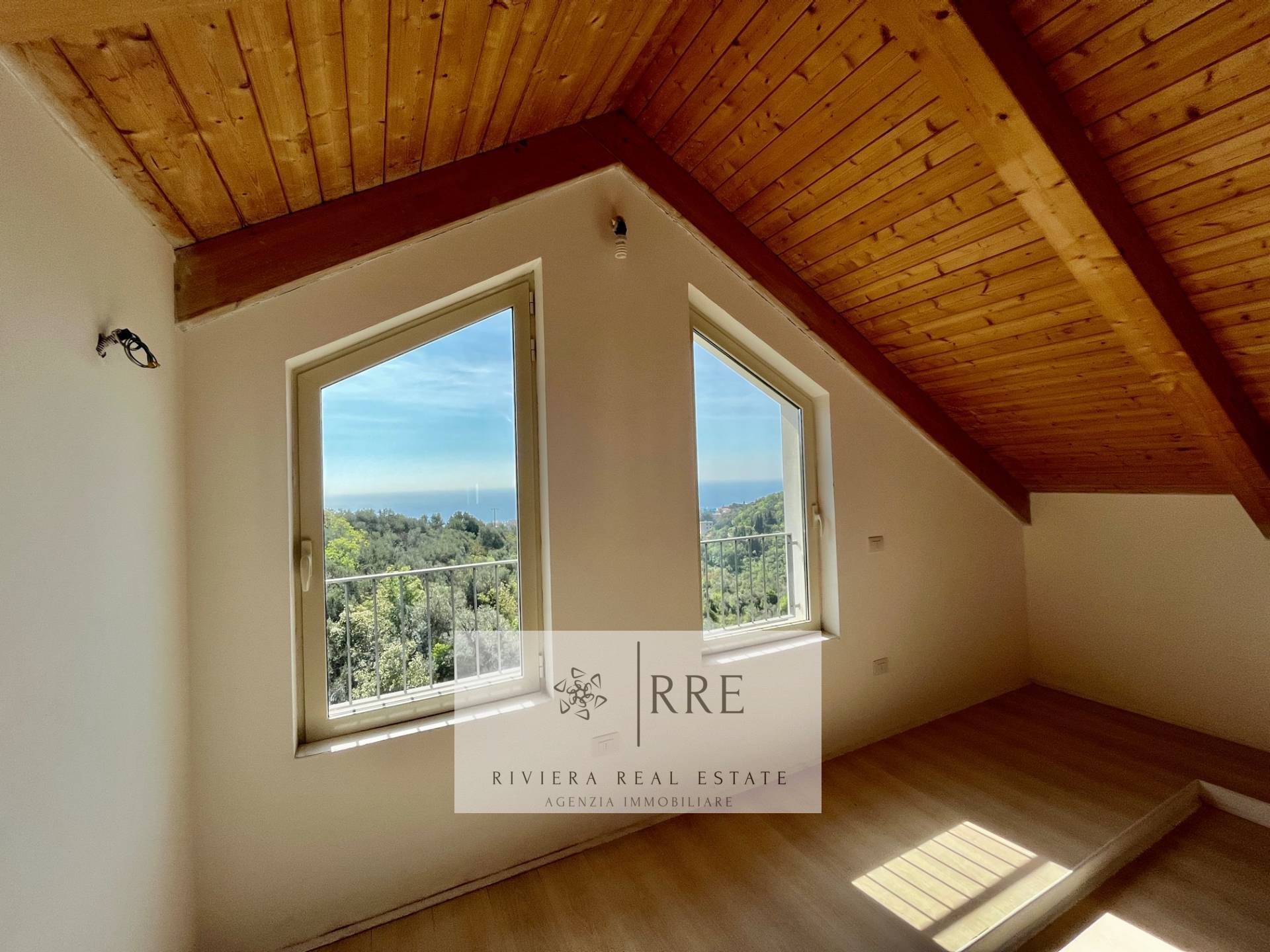 Mansarda in vendita a Alassio