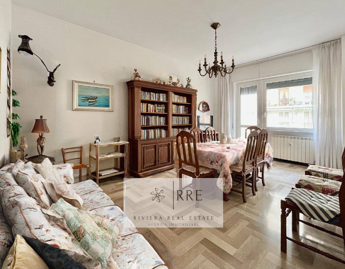 Quadrilocale in vendita a Albenga