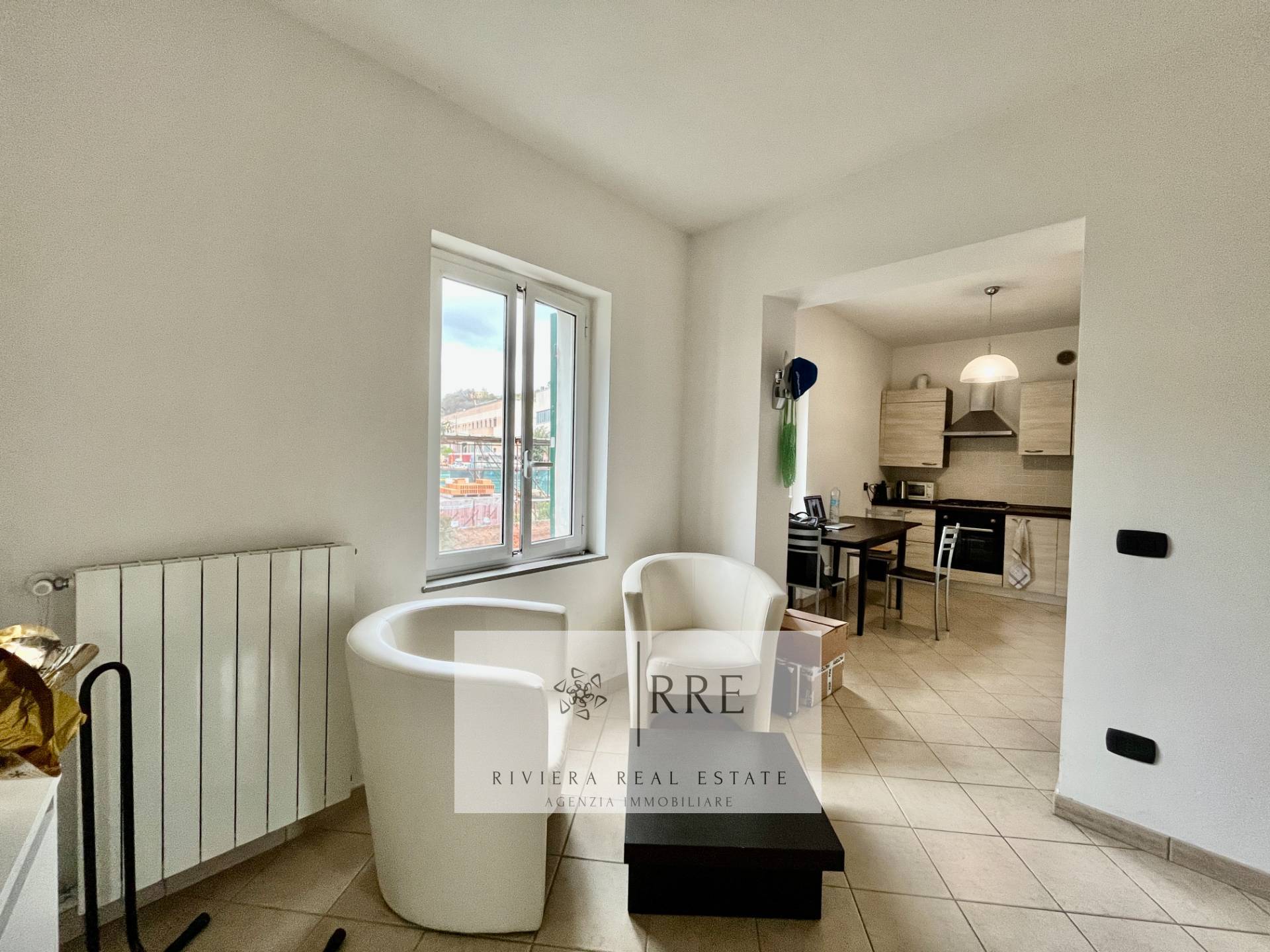 Trilocale in vendita a Finale Ligure, Finalborgo