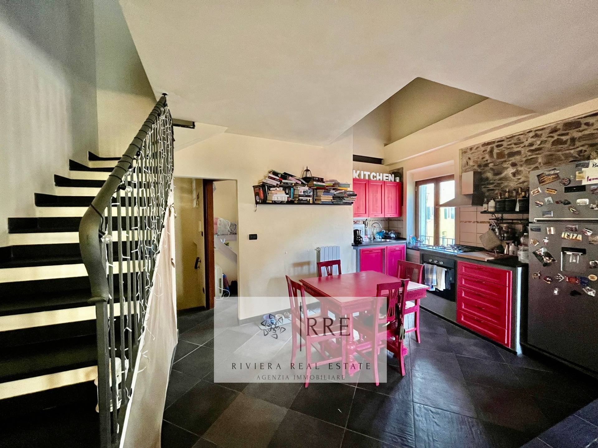 Casa Semindipendente in vendita a Ceriale