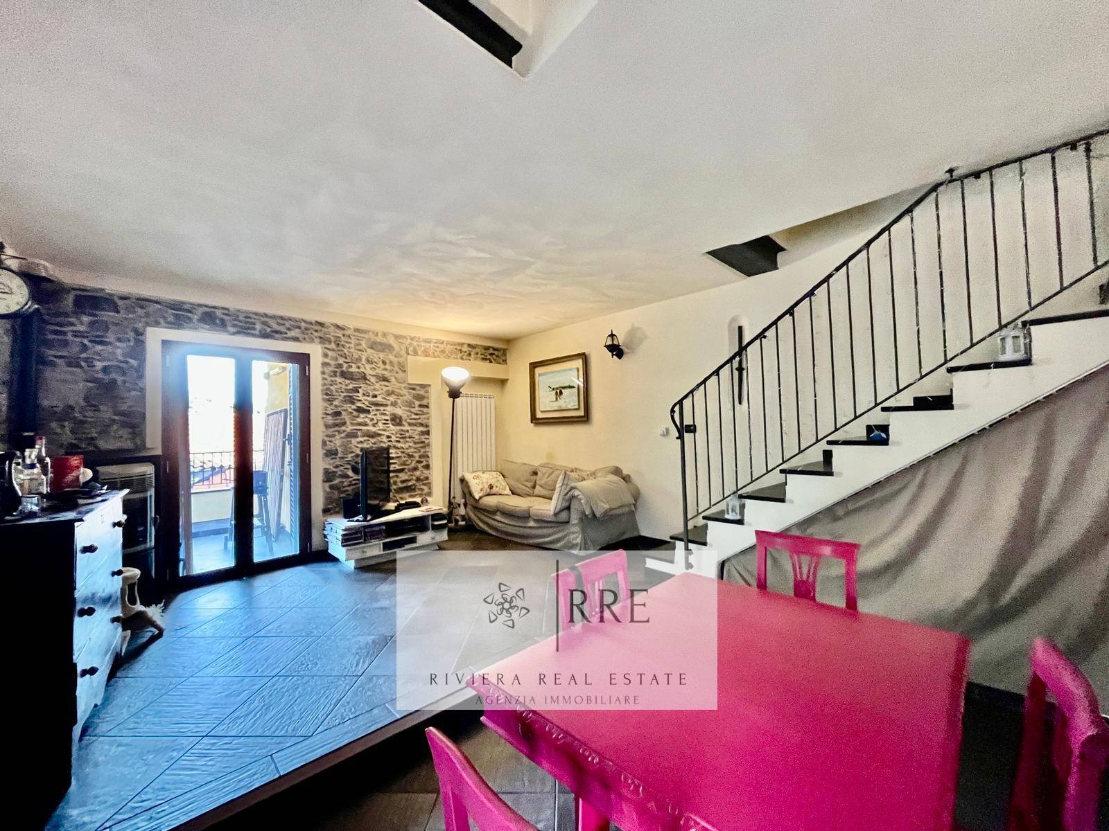 Casa Semindipendente in vendita a Ceriale