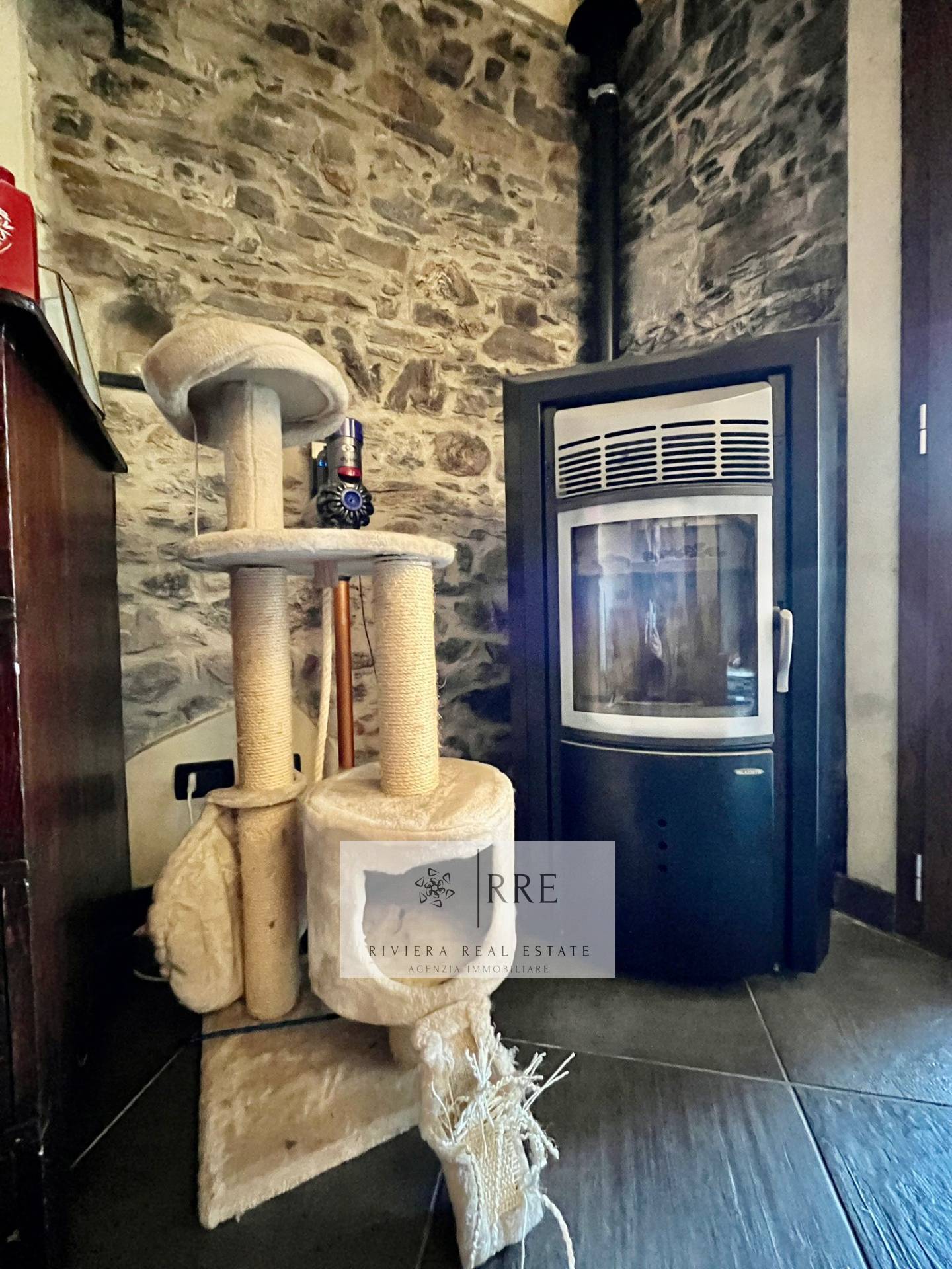 Casa Semindipendente in vendita a Ceriale