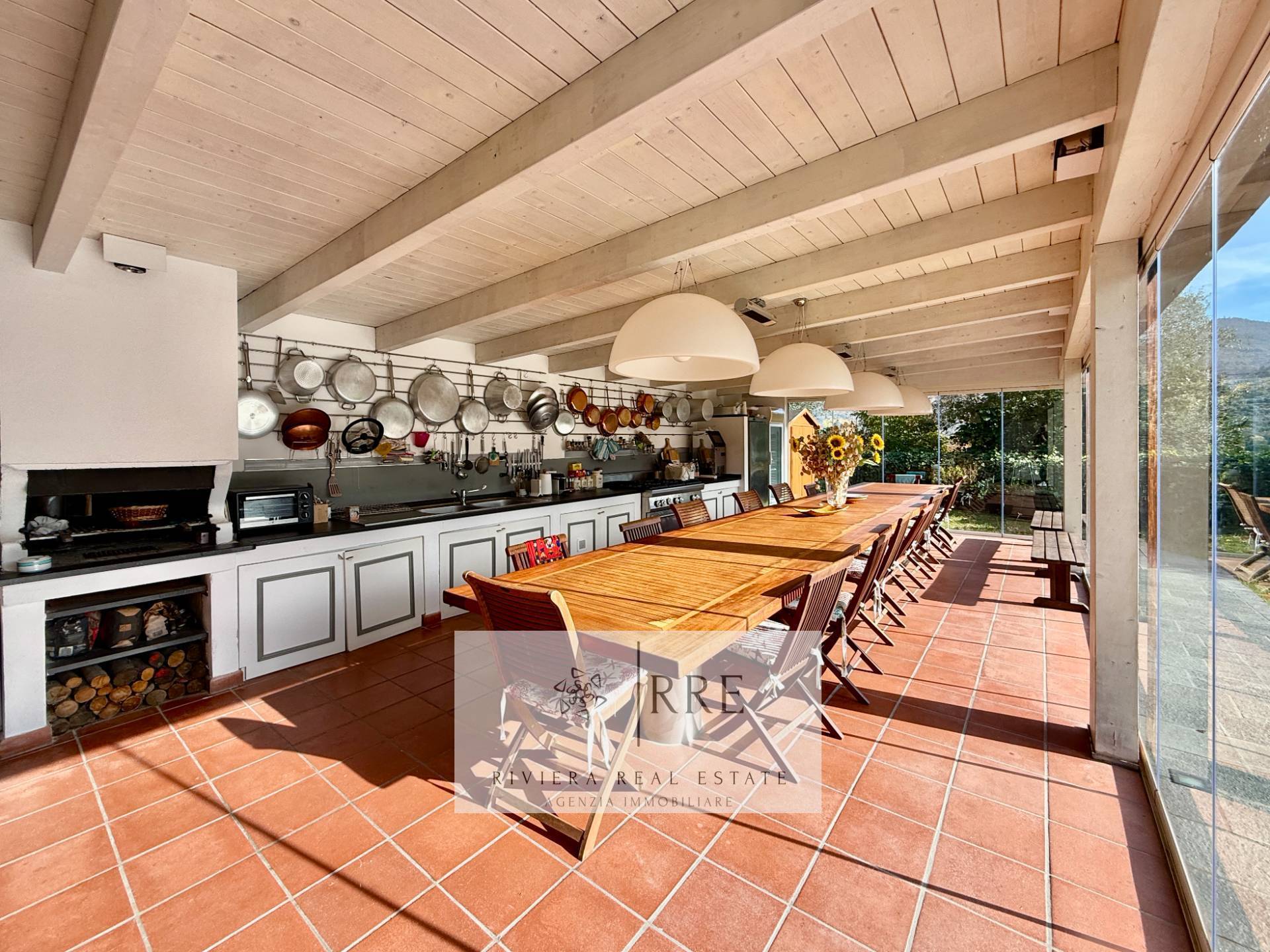 Villa in vendita a Garlenda, zona Golf