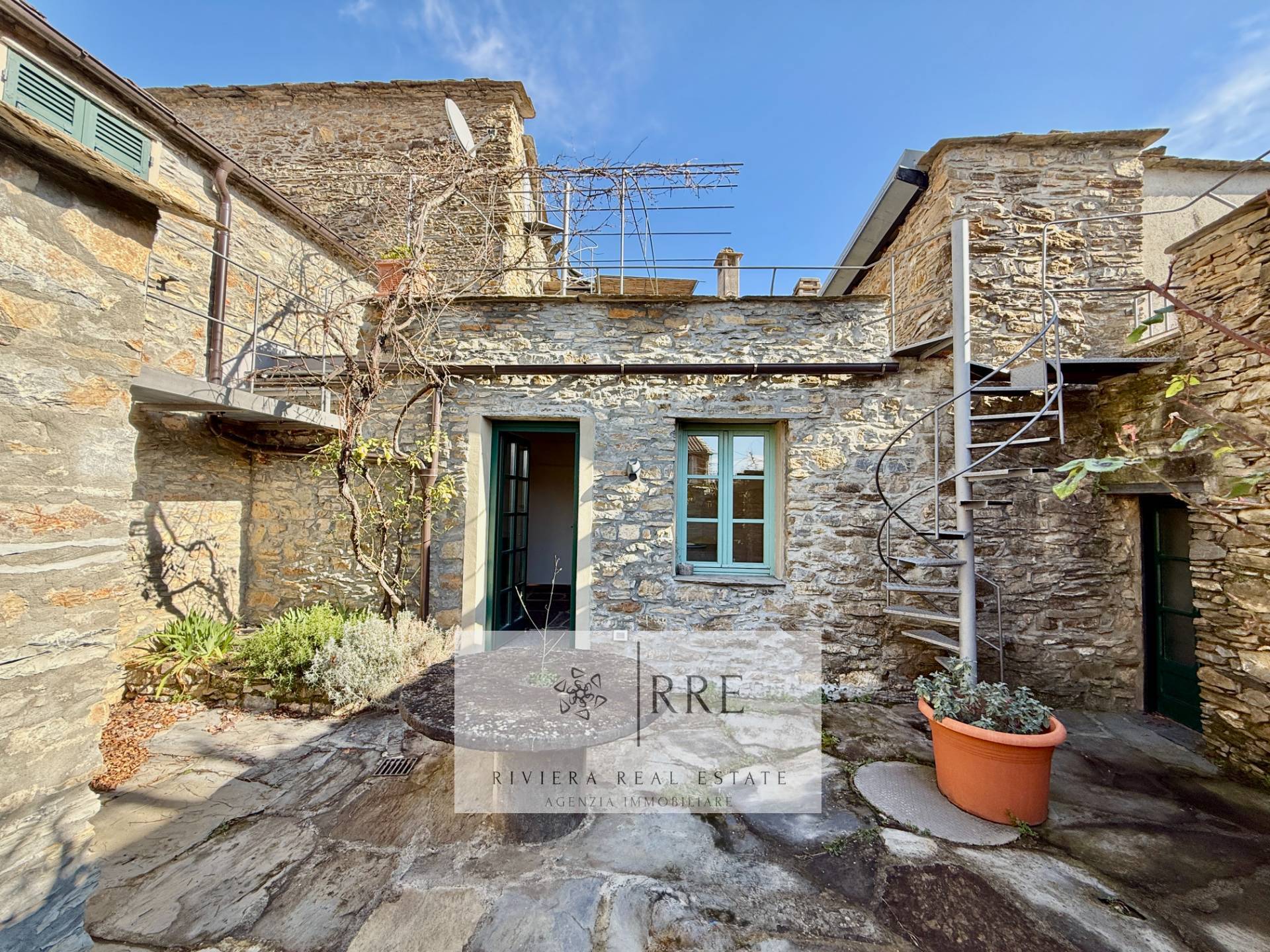 Casale in vendita a Ranzo