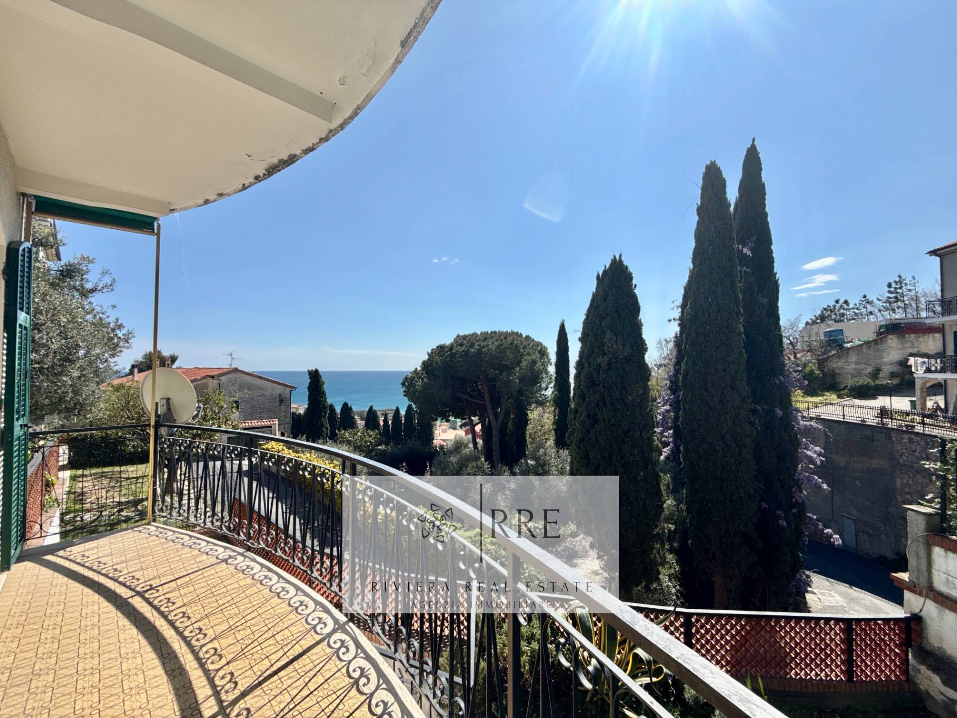 Villa in vendita a Pietra Ligure
