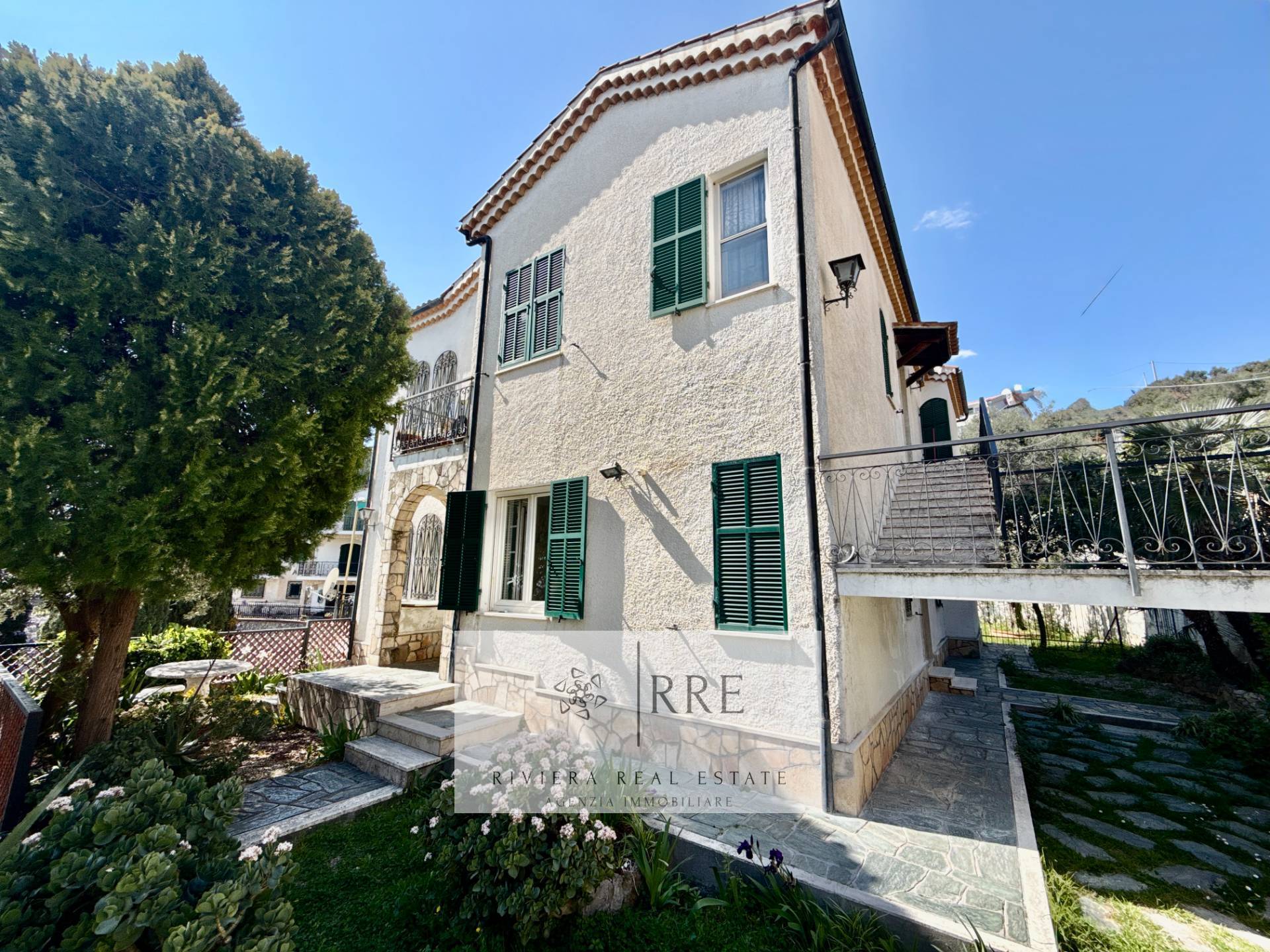 Villa in vendita a Pietra Ligure