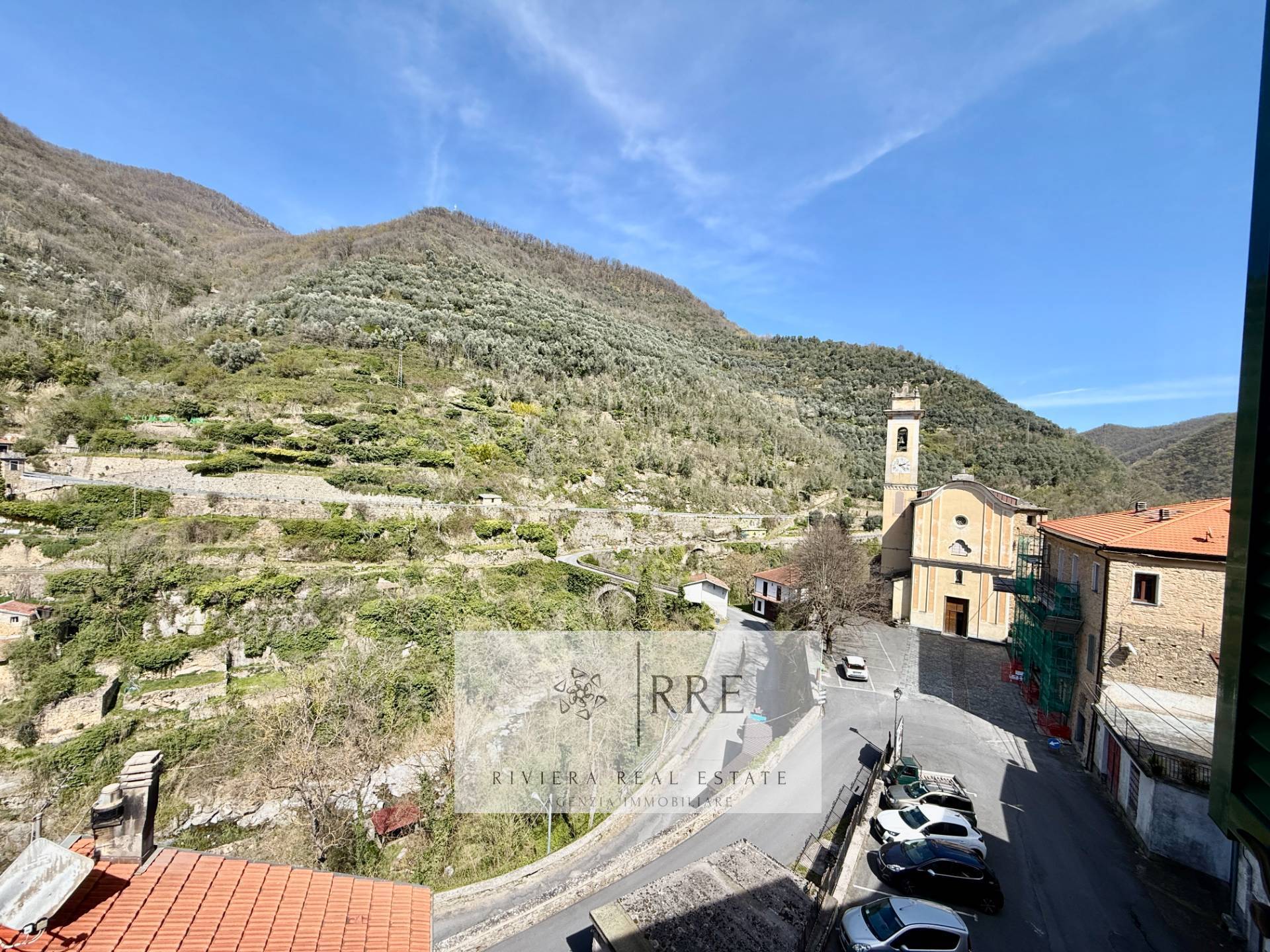 Duplex in vendita a Rezzo, Lavina