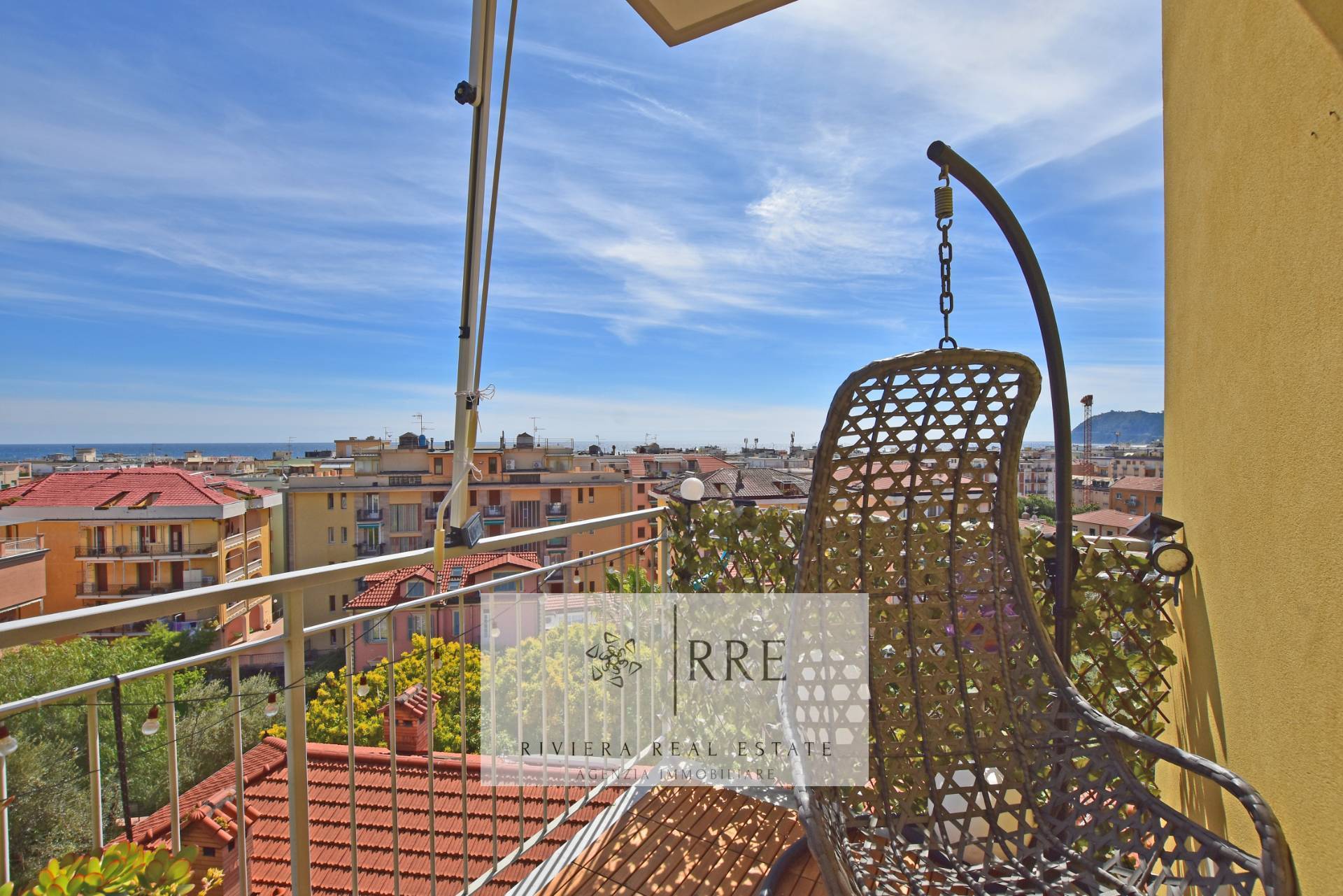 Trilocale in vendita a Alassio