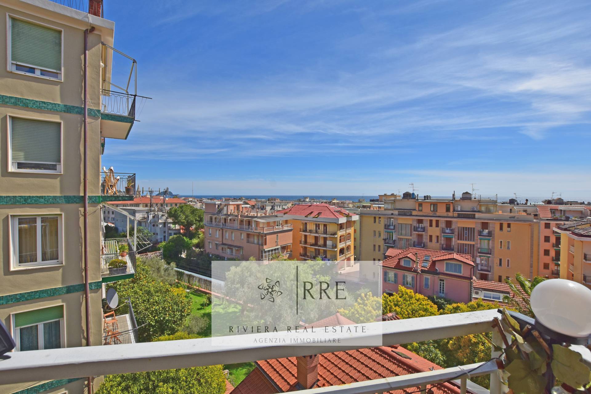 Trilocale in vendita a Alassio