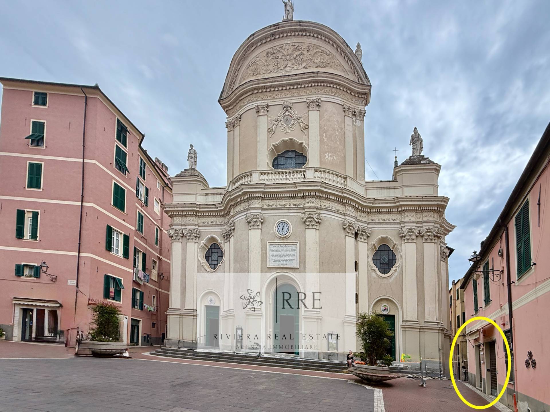 Negozio in affitto a Imperia