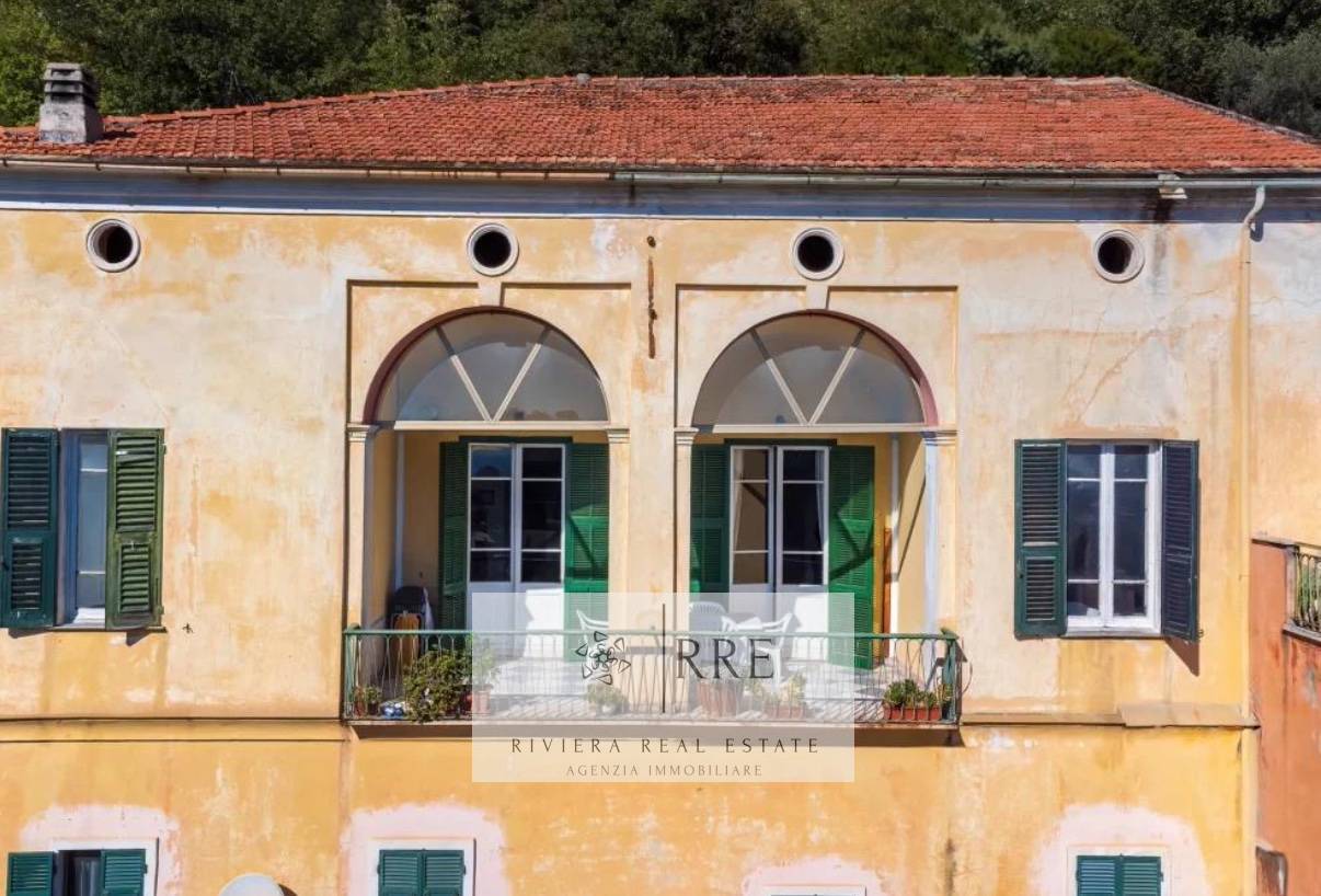 Casa Semindipendente in vendita a Loano, Verzi
