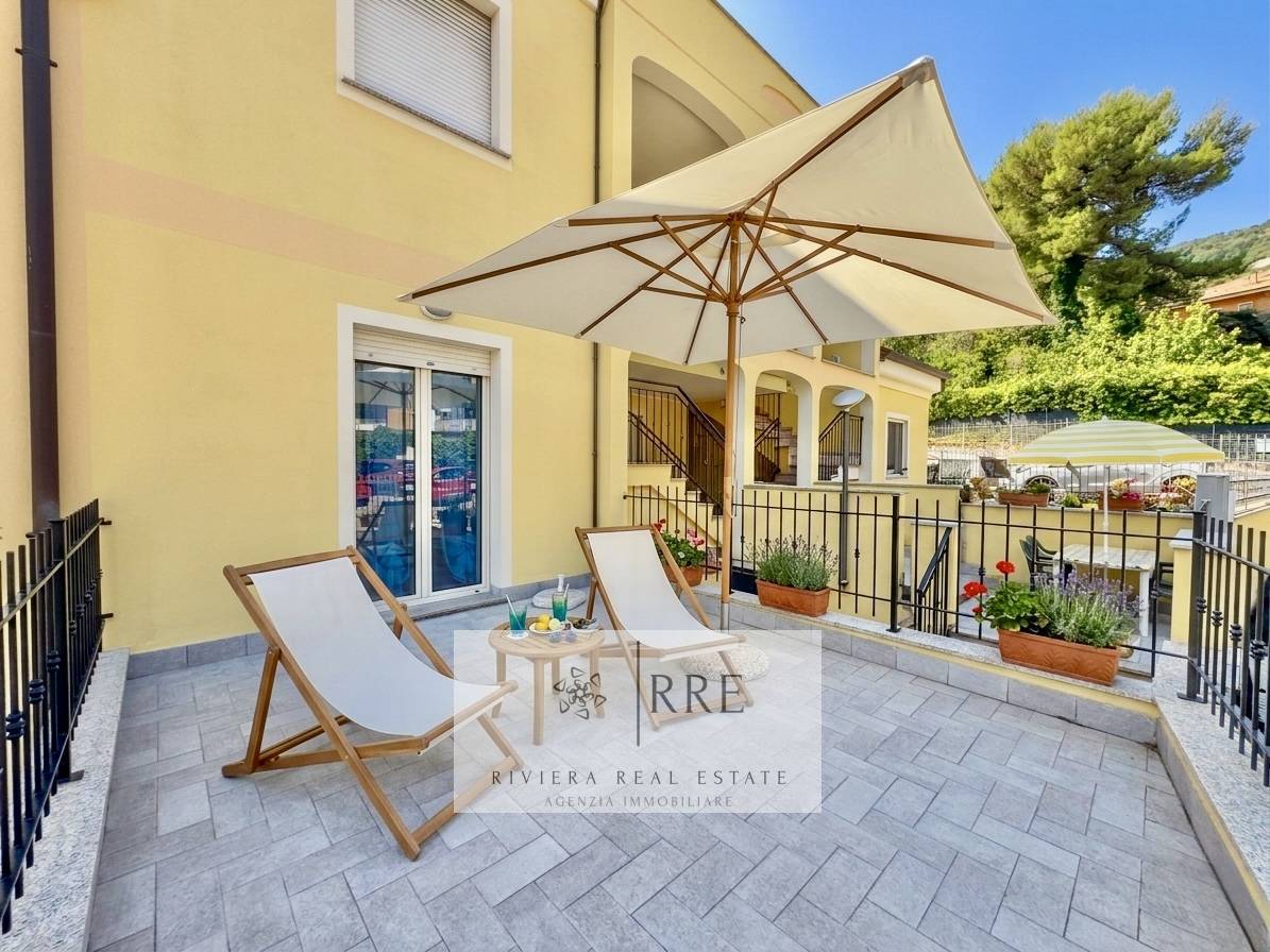 Bilocale con giardino in vendita a Andora