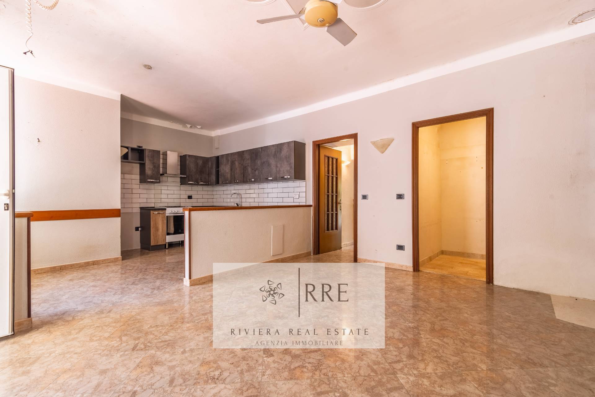Casa Semindipendente in vendita a Alassio